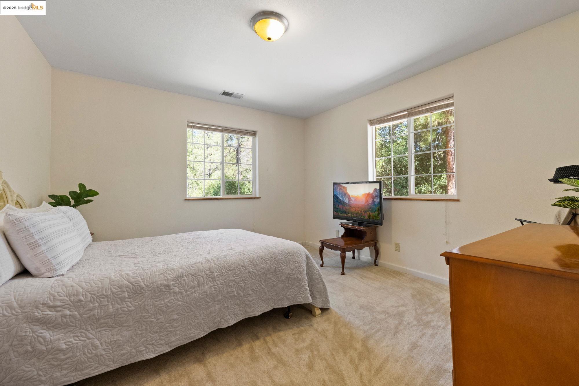 Detail Gallery Image 29 of 40 For 21895 Sawmill Flat Rd, Sonora,  CA 95370 - 4 Beds | 3/1 Baths