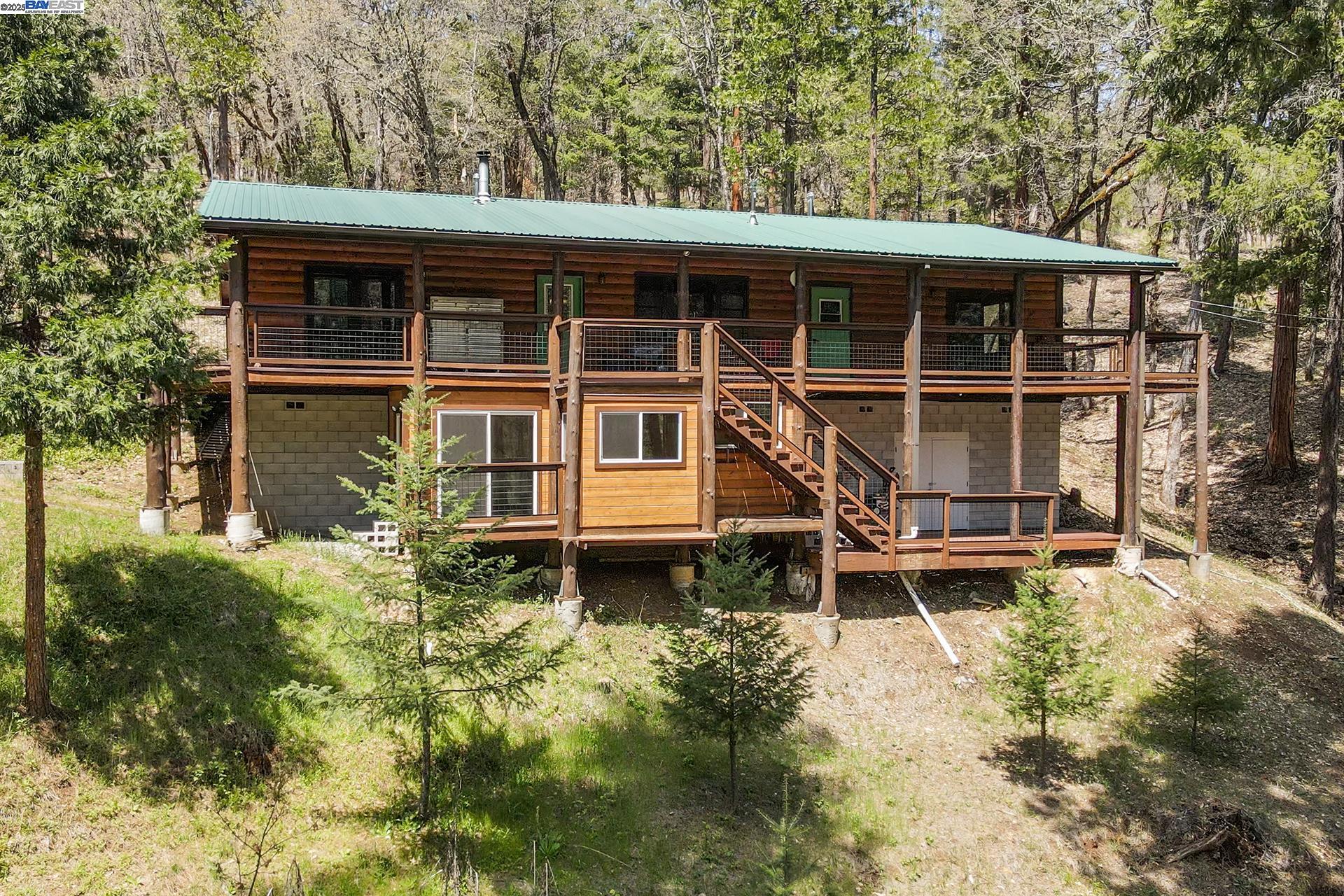 Detail Gallery Image 2 of 60 For 4298 Little Browns Creek Rd, Weaverville,  CA 96093 - 3 Beds | 1 Baths