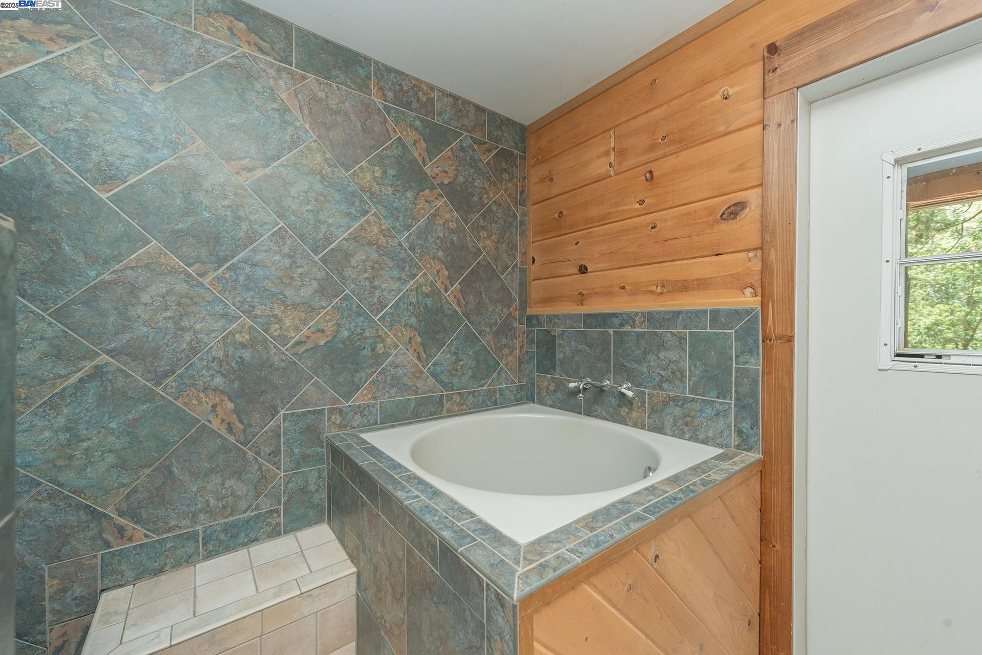 Detail Gallery Image 17 of 60 For 4298 Little Browns Creek Rd, Weaverville,  CA 96093 - 3 Beds | 1 Baths
