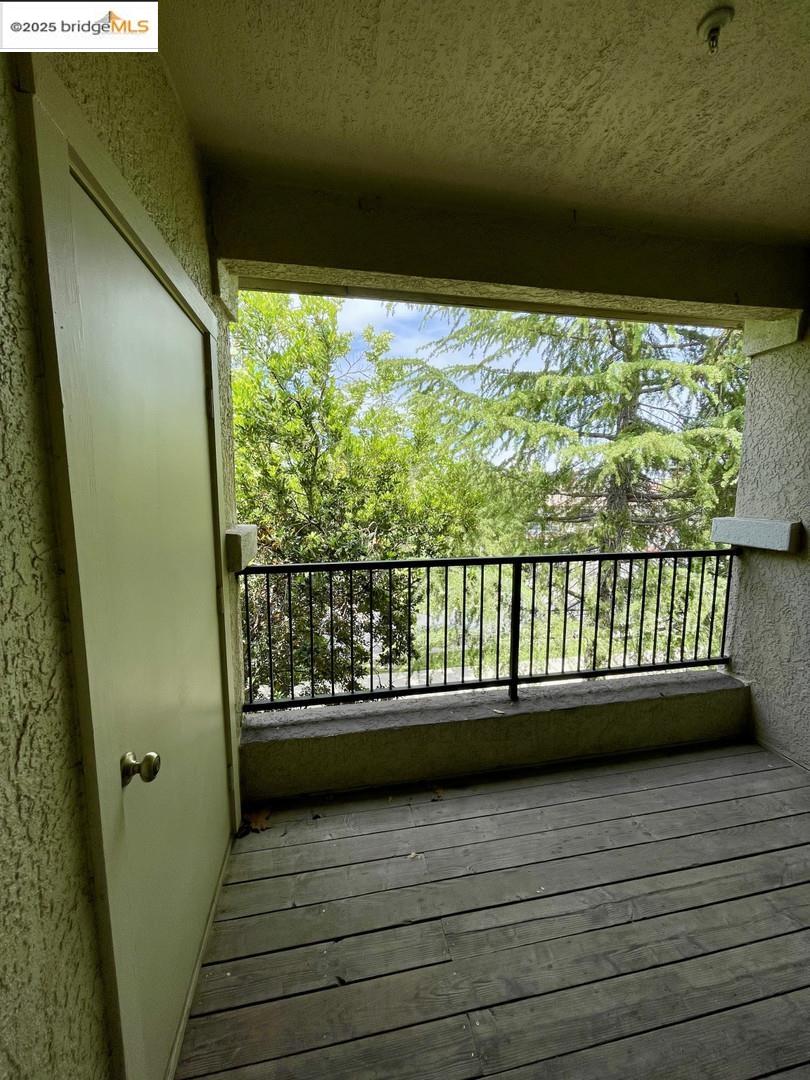 Detail Gallery Image 10 of 22 For 701 Gibson Dr #828,  Roseville,  CA 95678 - 2 Beds | 2 Baths