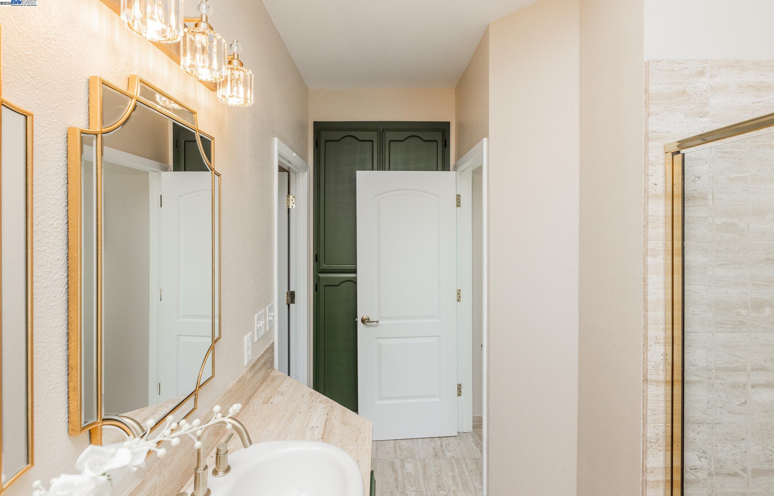 Detail Gallery Image 21 of 42 For 960 Arikara Dr, Fremont,  CA 94539 - 4 Beds | 4 Baths