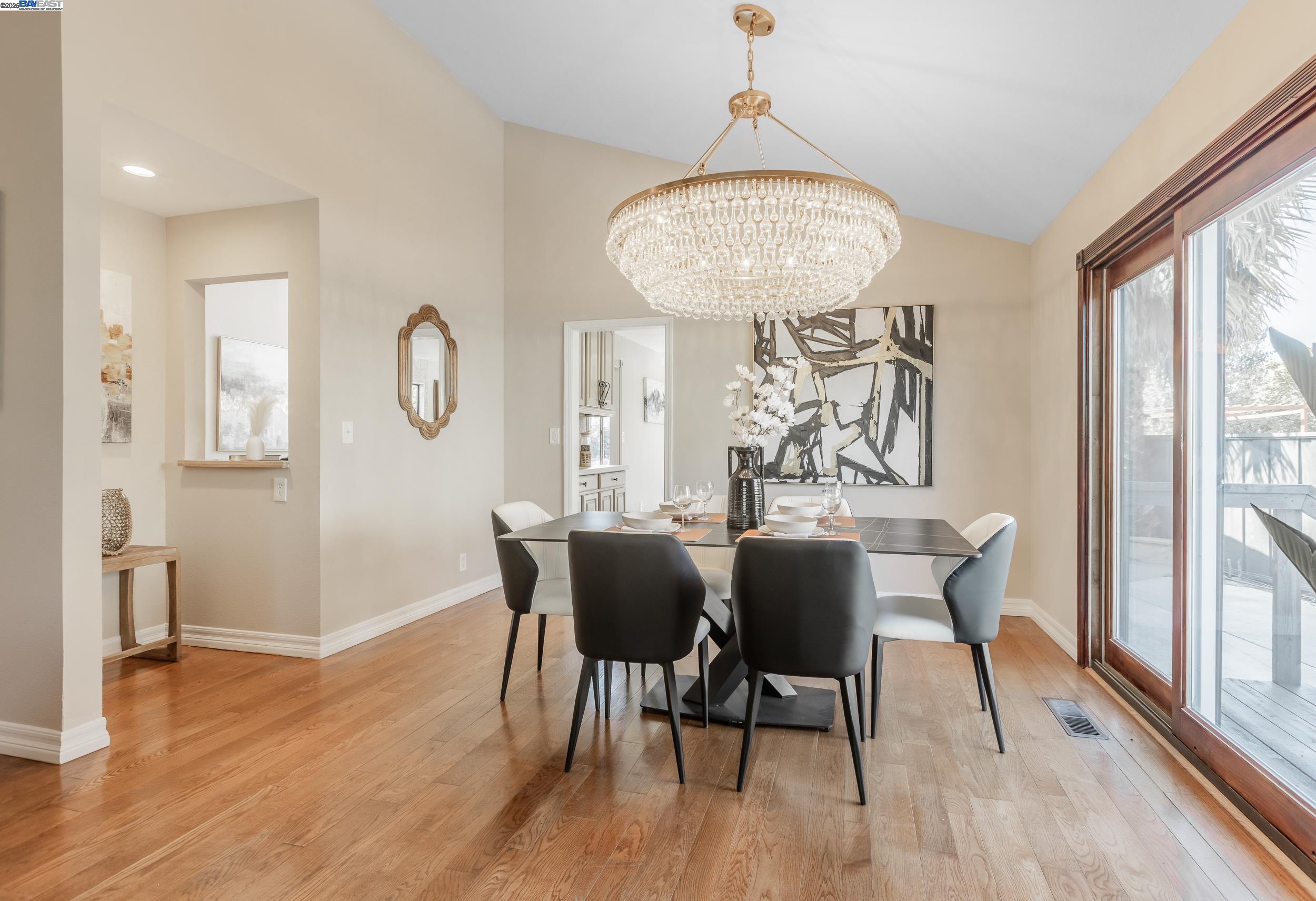 Detail Gallery Image 6 of 42 For 960 Arikara Dr, Fremont,  CA 94539 - 4 Beds | 4 Baths