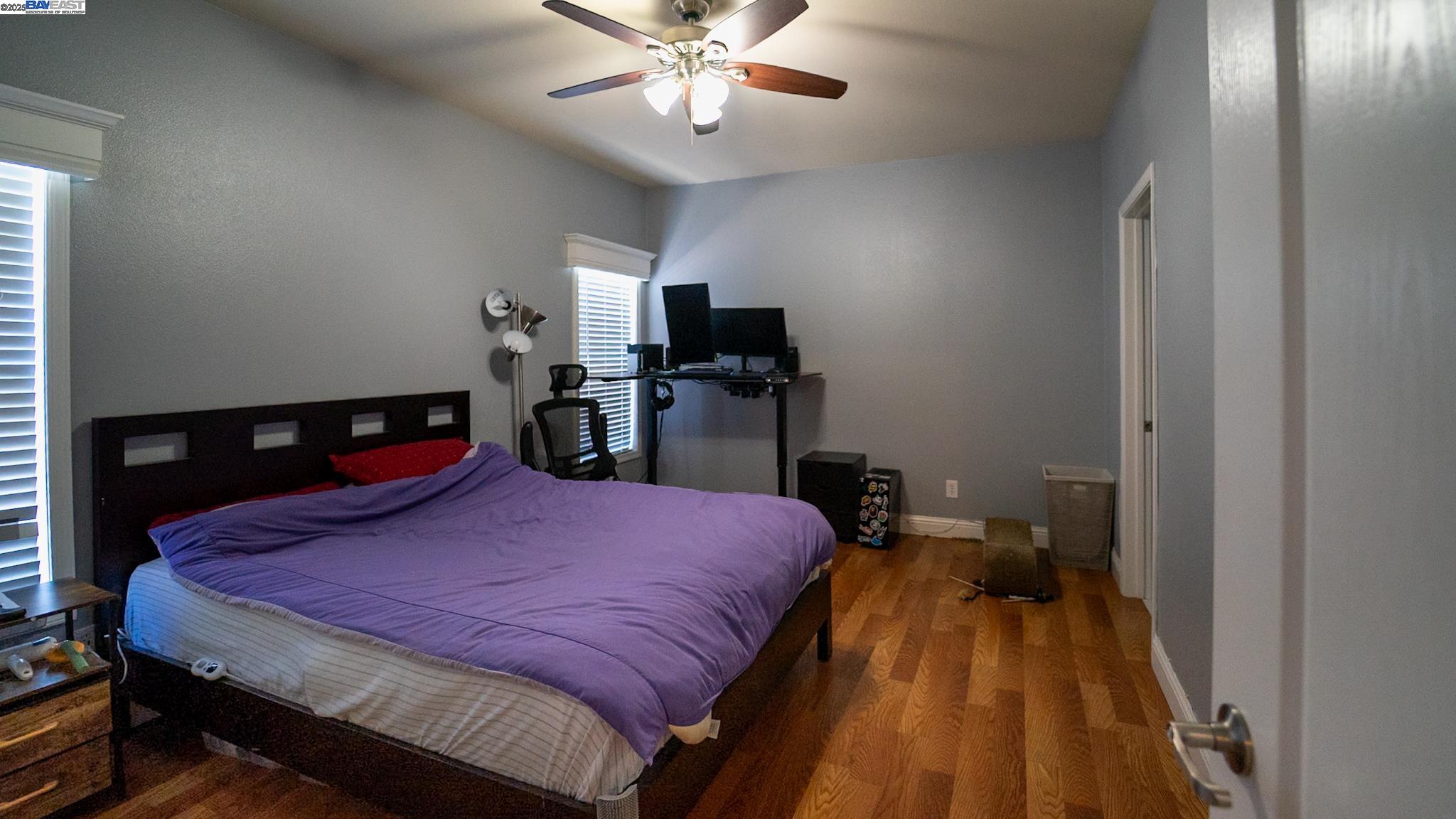 Detail Gallery Image 6 of 11 For 460 Pinefield #460,  San Jose,  CA 95134 - 3 Beds | 2 Baths