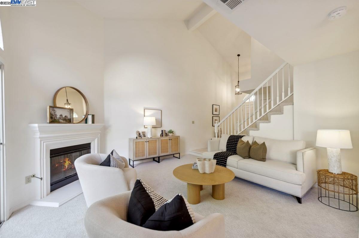 Detail Gallery Image 6 of 26 For 909 Cloverberry Way, San Ramon,  CA 94582 - 3 Beds | 2/1 Baths