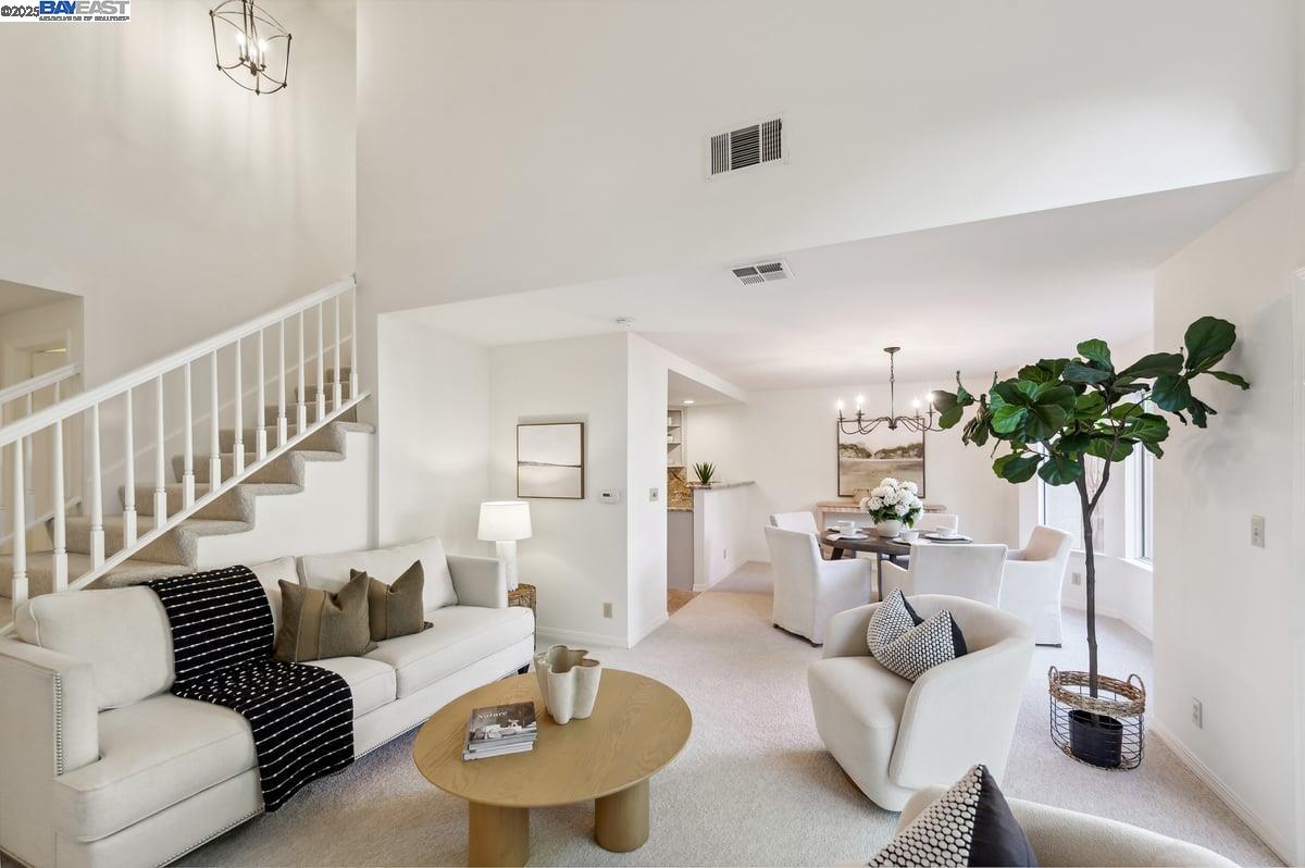 Detail Gallery Image 7 of 26 For 909 Cloverberry Way, San Ramon,  CA 94582 - 3 Beds | 2/1 Baths