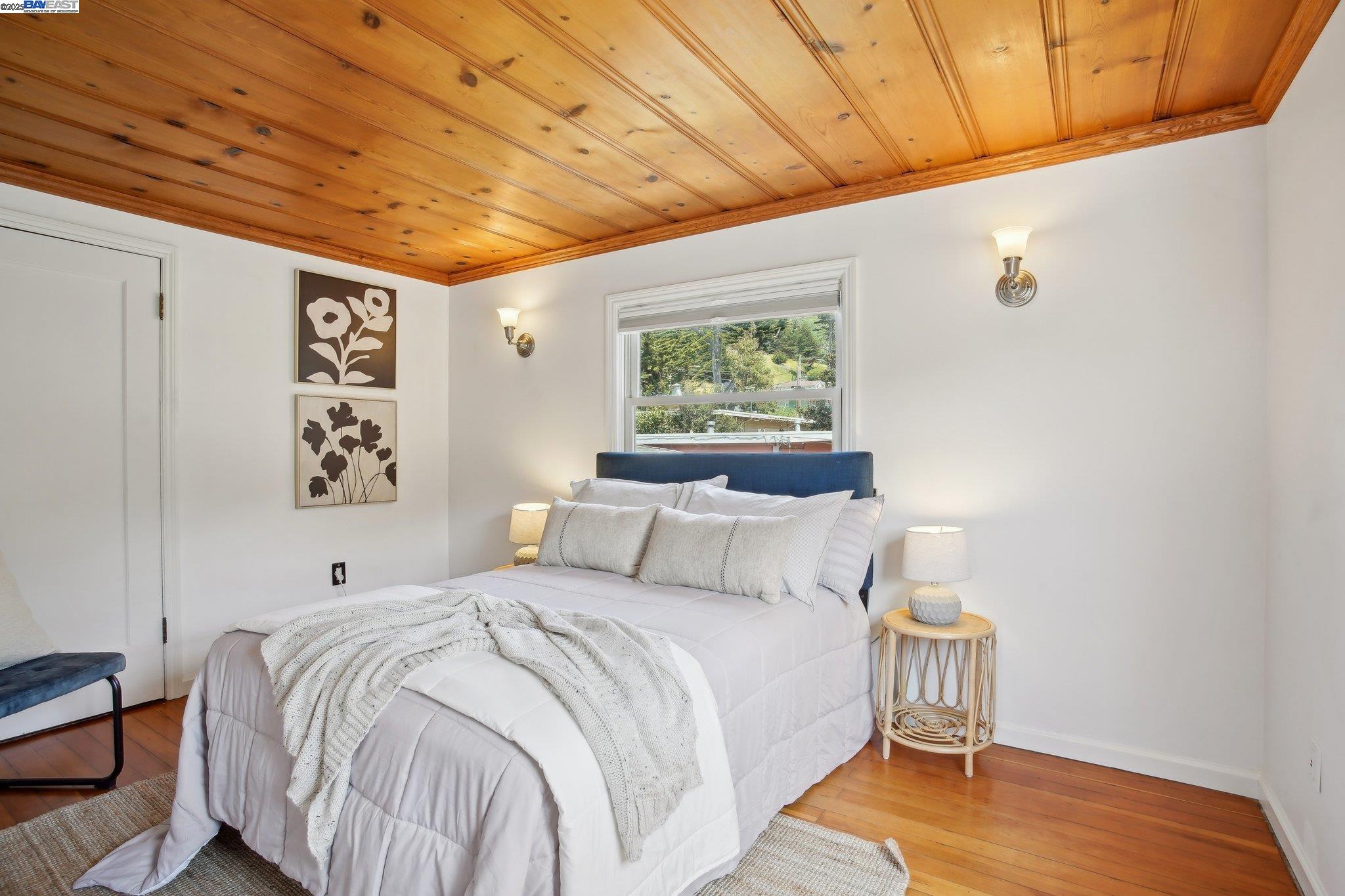 Detail Gallery Image 20 of 59 For 400 Paloma Ave, Pacifica,  CA 94044 - 3 Beds | 1/1 Baths