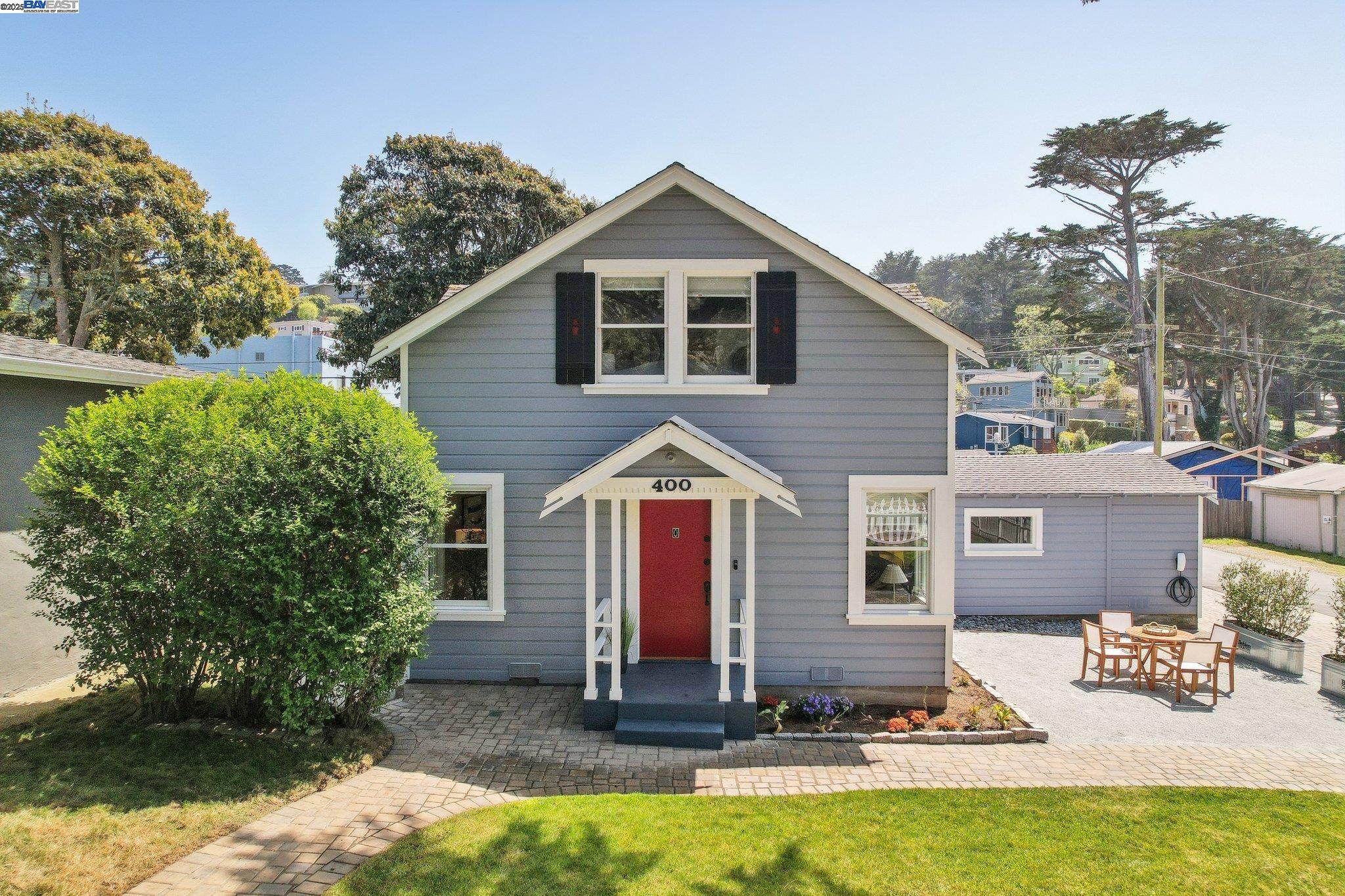 Detail Gallery Image 33 of 59 For 400 Paloma Ave, Pacifica,  CA 94044 - 3 Beds | 1/1 Baths