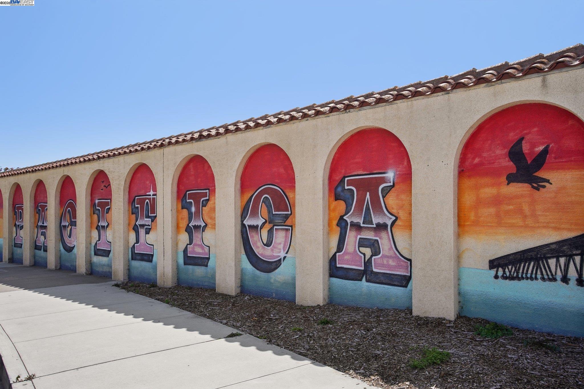 Detail Gallery Image 46 of 59 For 400 Paloma Ave, Pacifica,  CA 94044 - 3 Beds | 1/1 Baths