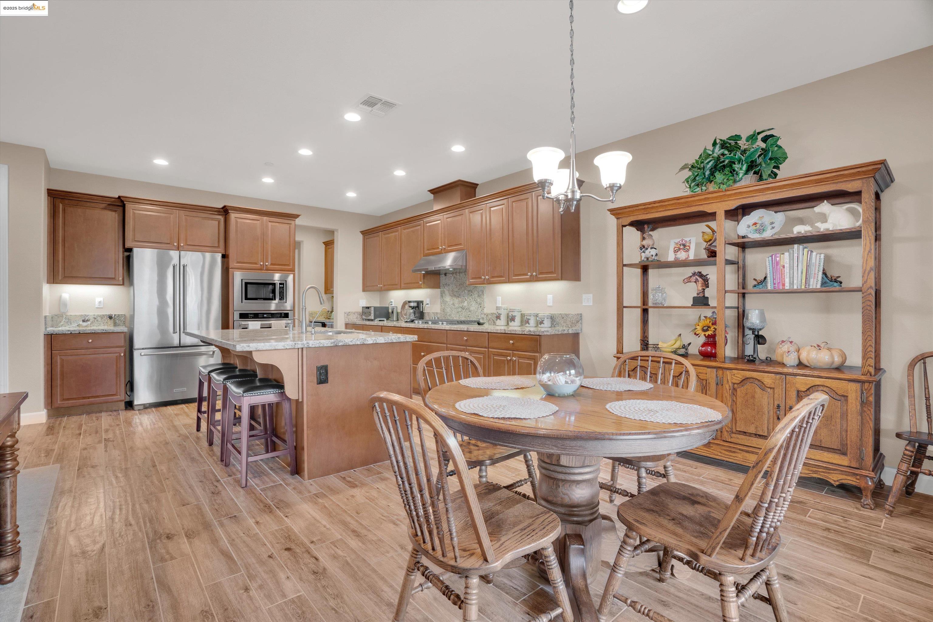 Detail Gallery Image 13 of 44 For 543 Belmont Ct, Brentwood,  CA 94513 - 4 Beds | 2/1 Baths