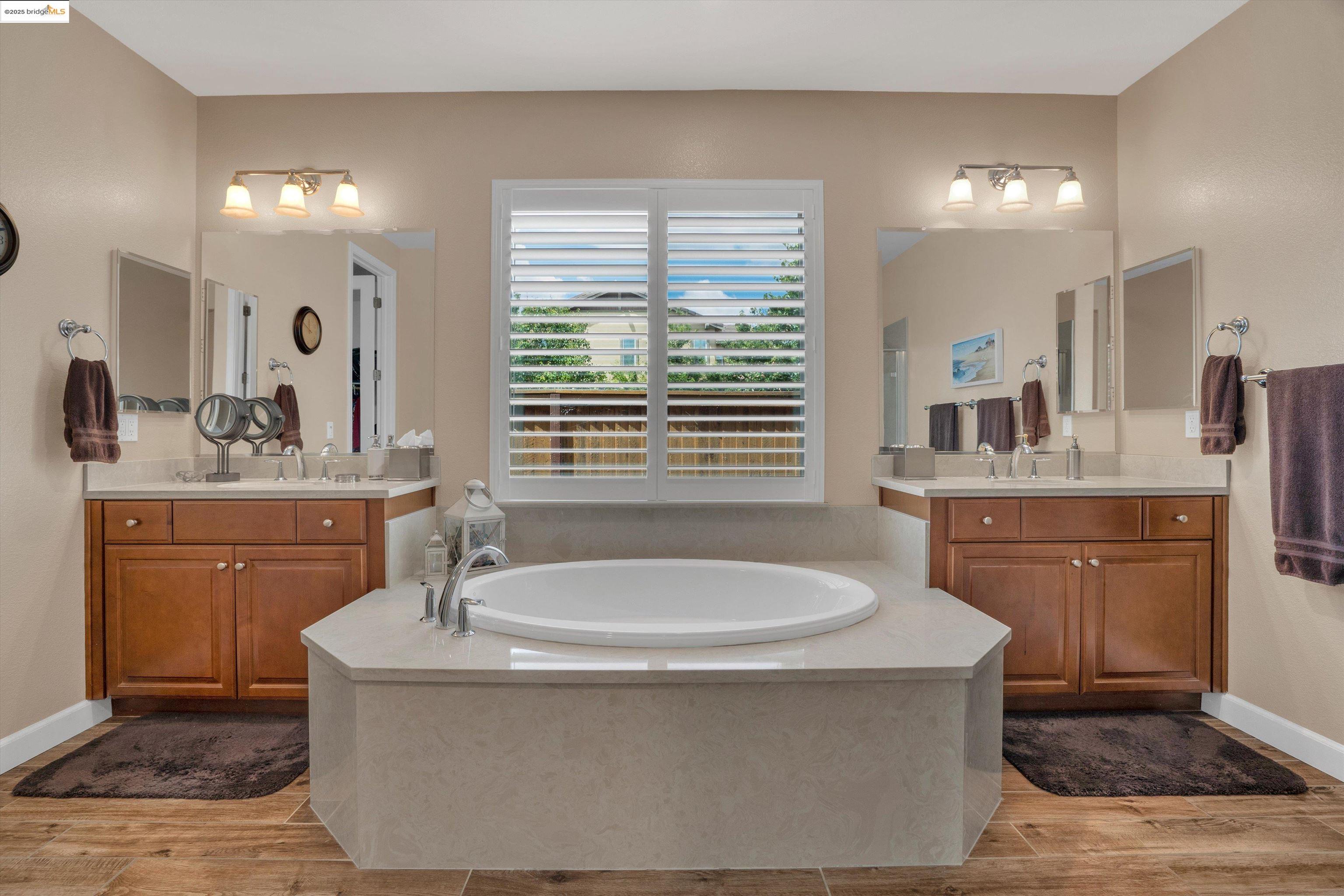 Detail Gallery Image 19 of 44 For 543 Belmont Ct, Brentwood,  CA 94513 - 4 Beds | 2/1 Baths