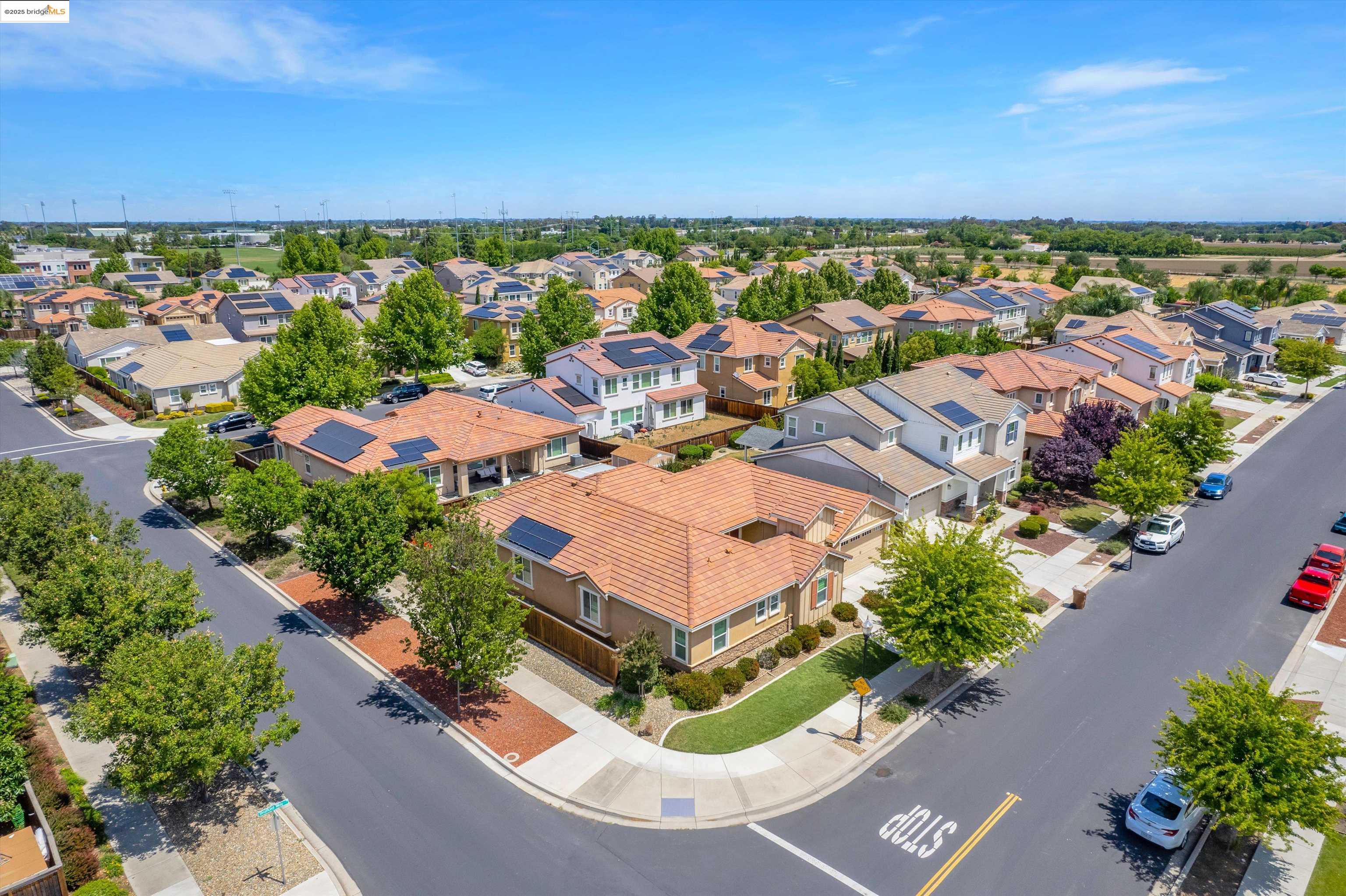 Detail Gallery Image 38 of 44 For 543 Belmont Ct, Brentwood,  CA 94513 - 4 Beds | 2/1 Baths