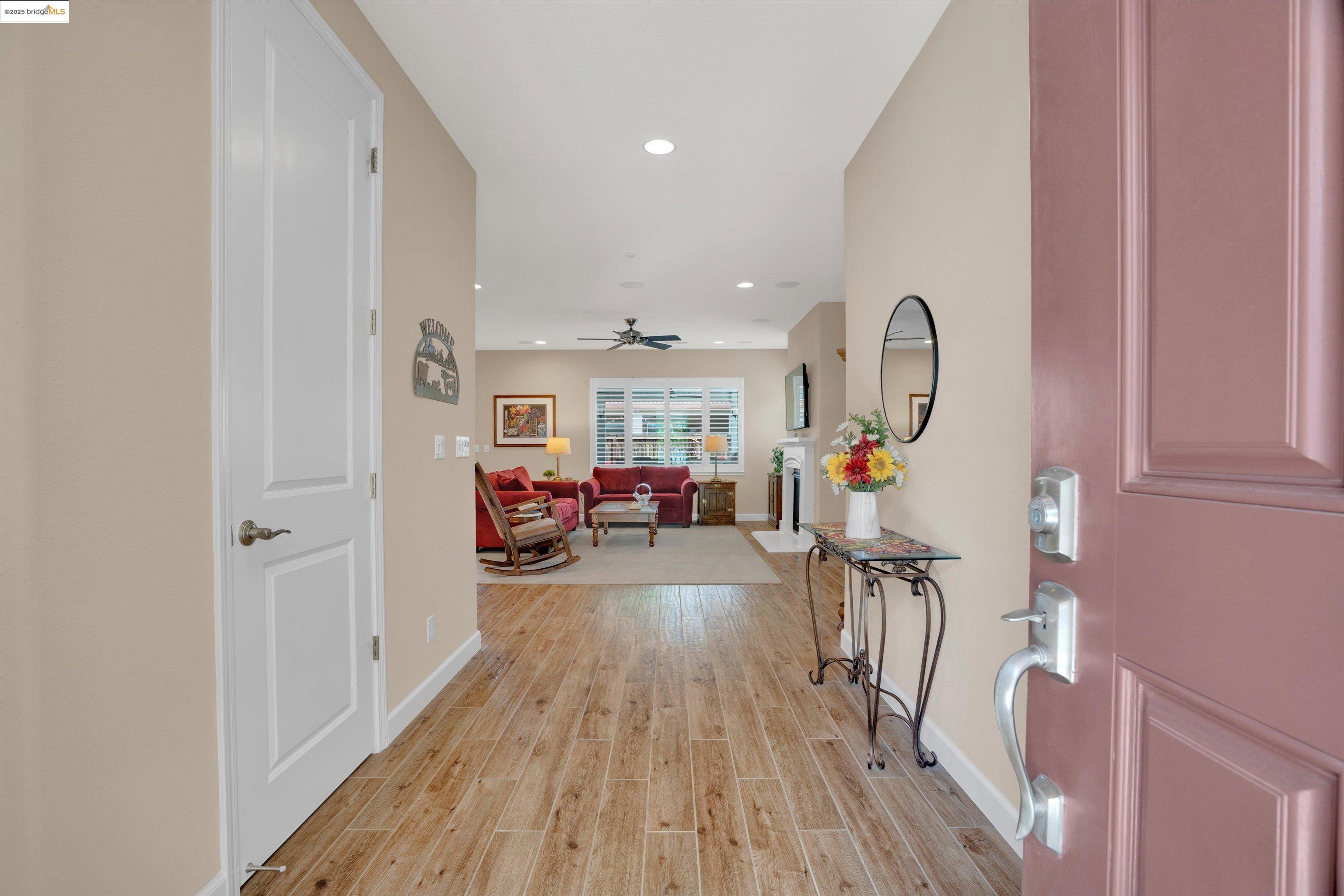 Detail Gallery Image 5 of 44 For 543 Belmont Ct, Brentwood,  CA 94513 - 4 Beds | 2/1 Baths