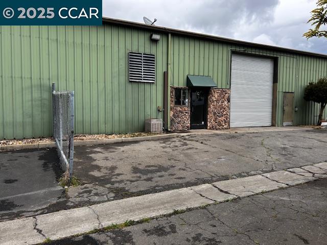 Detail Gallery Image 1 of 7 For 8844 Elder Creek Rd, Sacramento,  CA 95828 - – Beds | – Baths