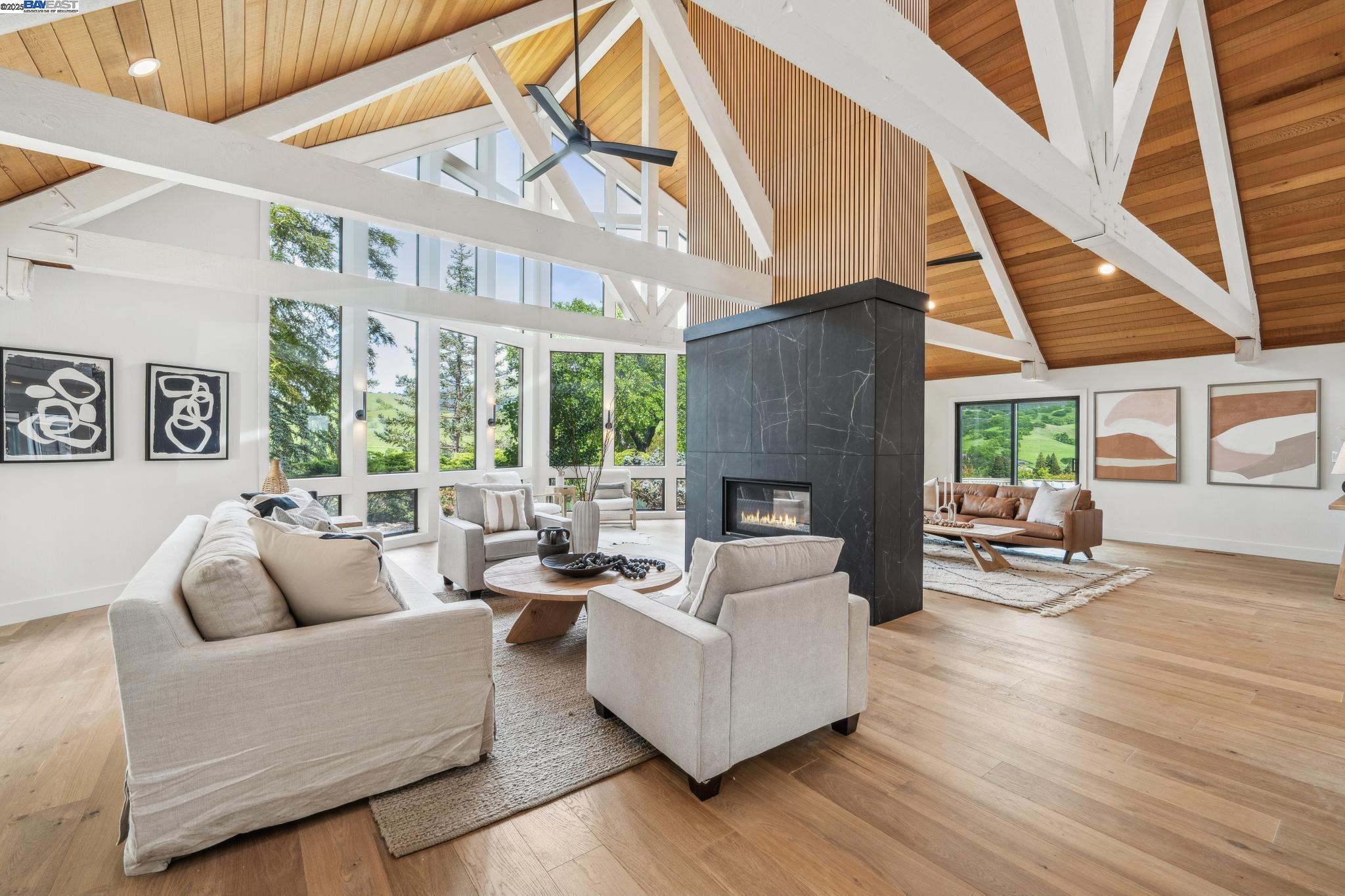 Detail Gallery Image 1 of 1 For 231 Vagabond Court, Alamo,  CA 94507 - 5 Beds | 4/1 Baths