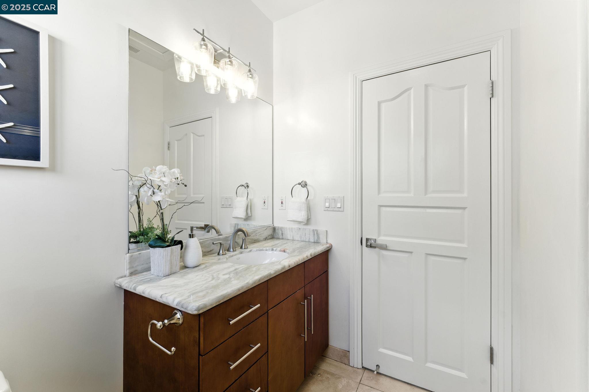 Detail Gallery Image 53 of 60 For 8 Millbrae Cir, Millbrae,  CA 94030 - 4 Beds | 3/1 Baths