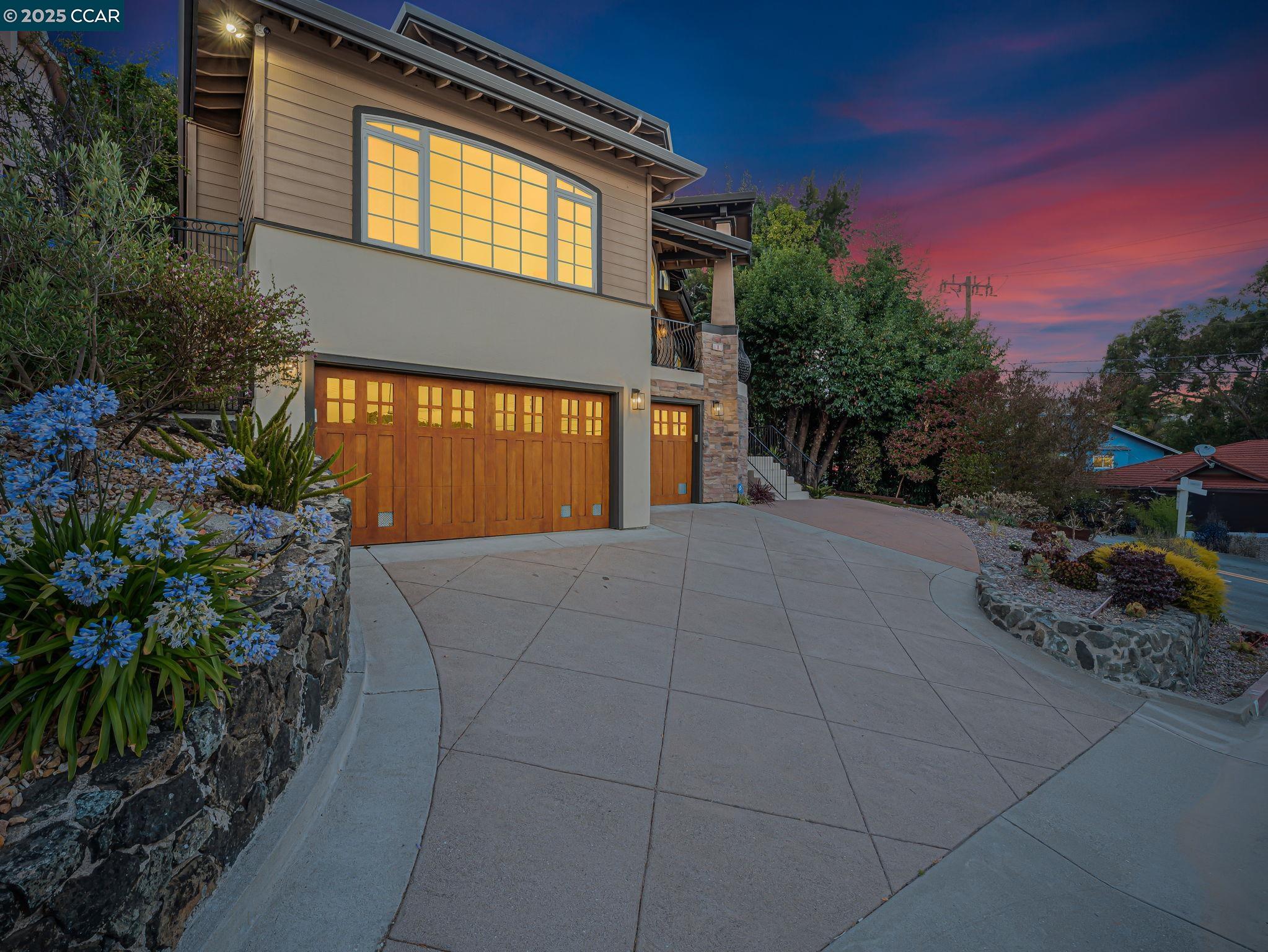 Detail Gallery Image 8 of 60 For 8 Millbrae Cir, Millbrae,  CA 94030 - 4 Beds | 3/1 Baths