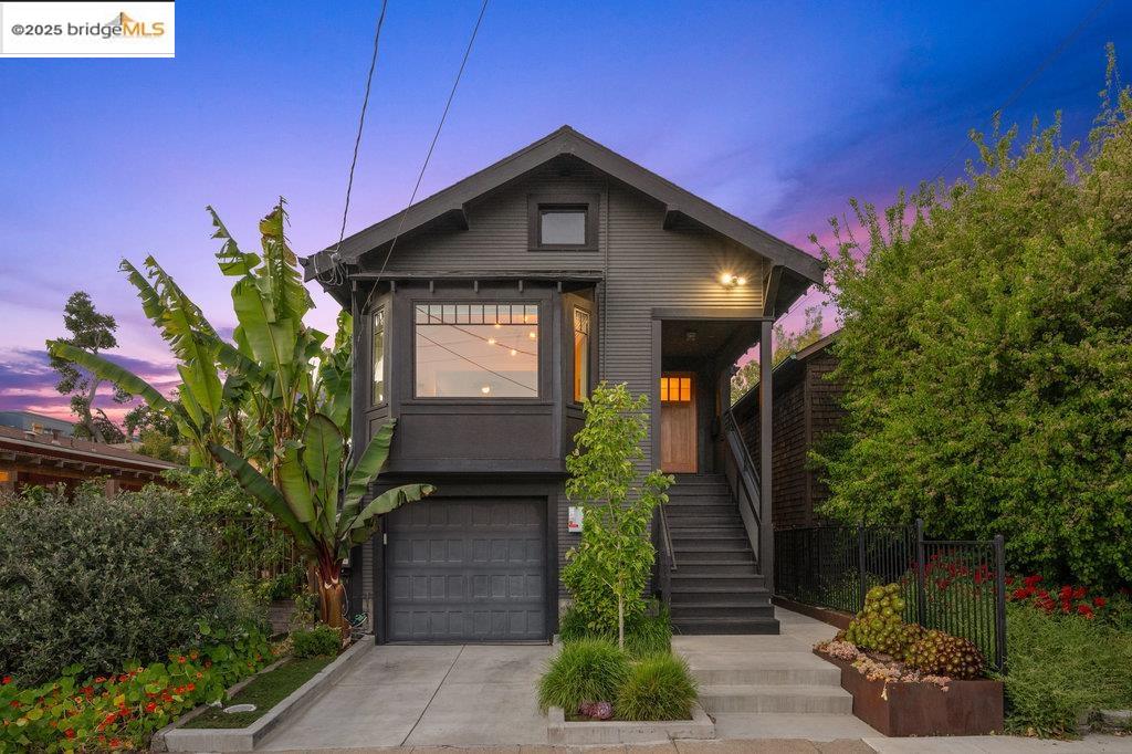 Detail Gallery Image 1 of 1 For 978 44th St, Oakland,  CA 94608 - – Beds | – Baths