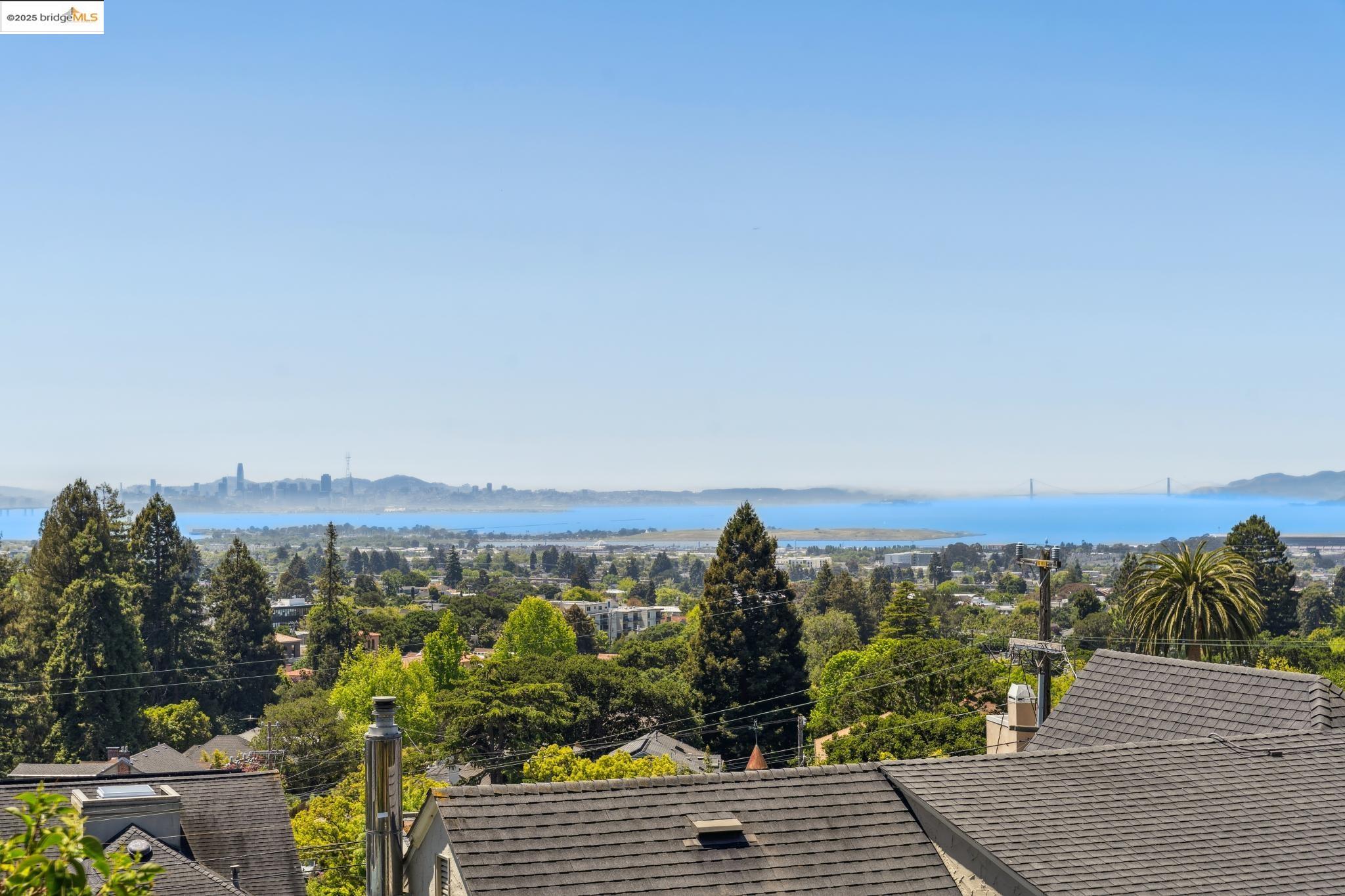 Detail Gallery Image 20 of 52 For 1978 Yosemite Road, Berkeley,  CA 94707 - 5 Beds | 4 Baths