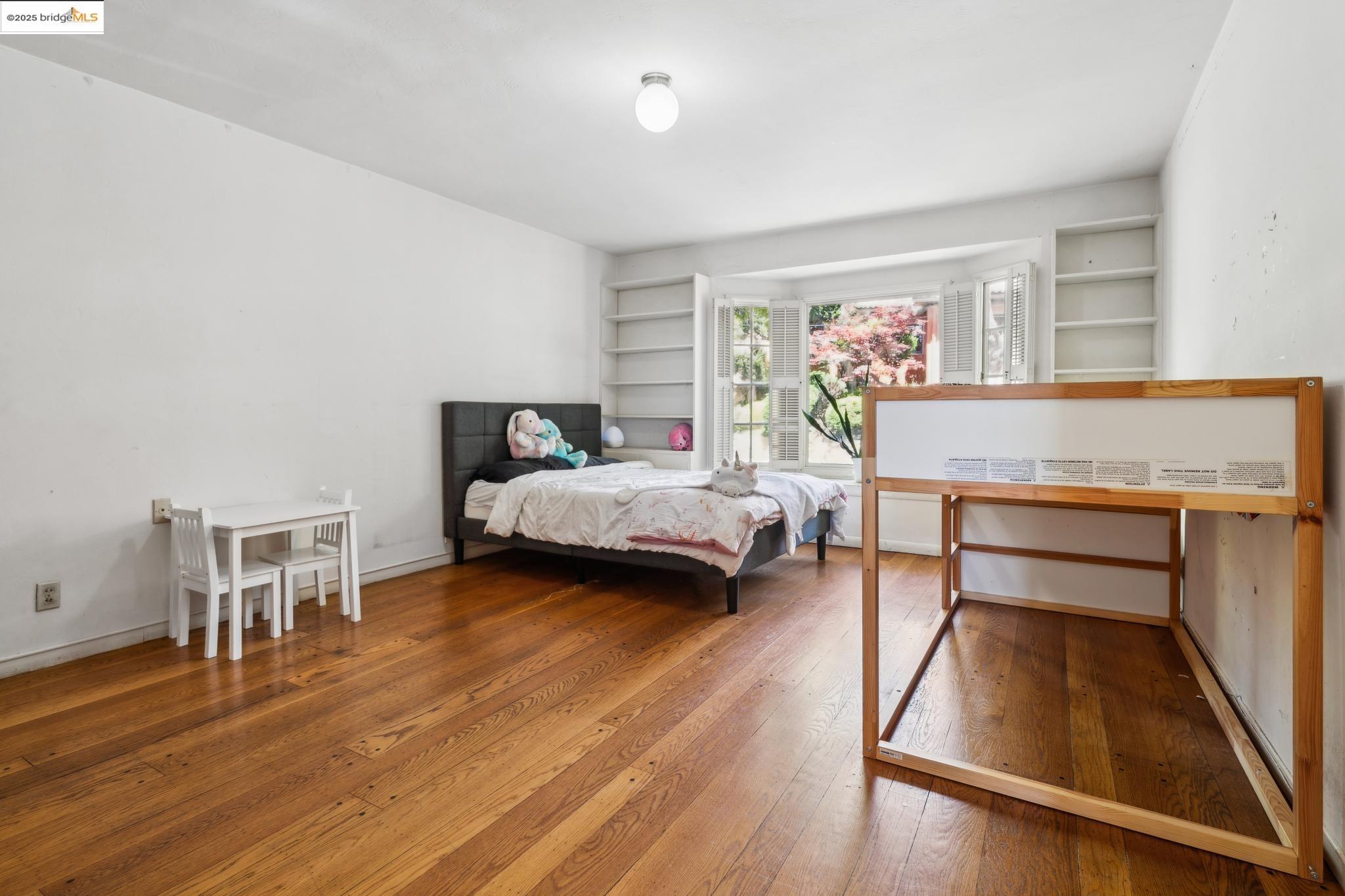Detail Gallery Image 28 of 52 For 1978 Yosemite Road, Berkeley,  CA 94707 - 5 Beds | 4 Baths