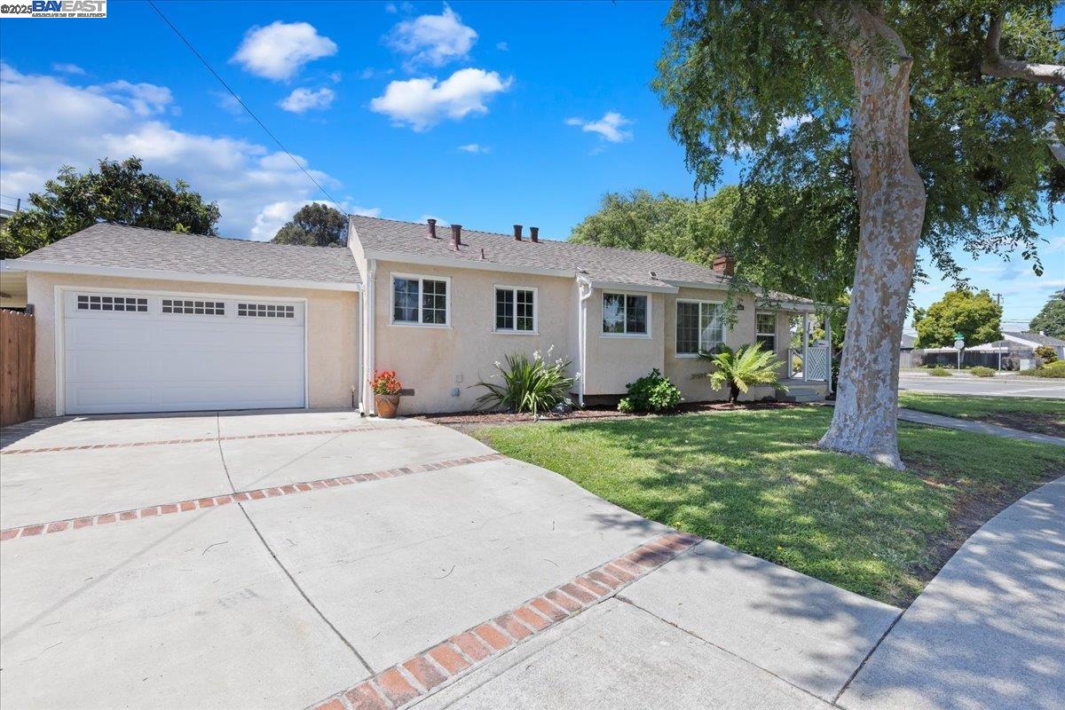 Detail Gallery Image 1 of 1 For 1011 Adason Dr, San Leandro,  CA 94578 - 2 Beds | 1/1 Baths