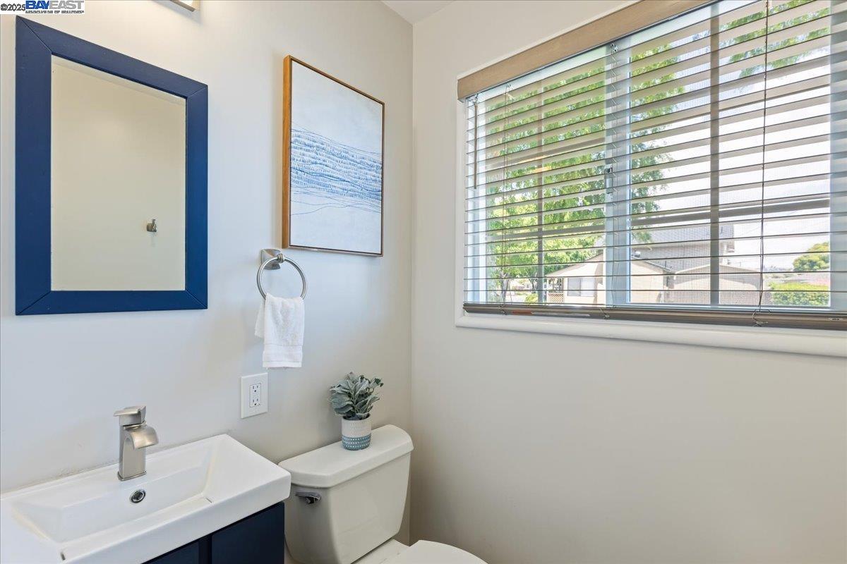 Detail Gallery Image 18 of 24 For 1011 Adason Dr, San Leandro,  CA 94578 - 2 Beds | 1/1 Baths