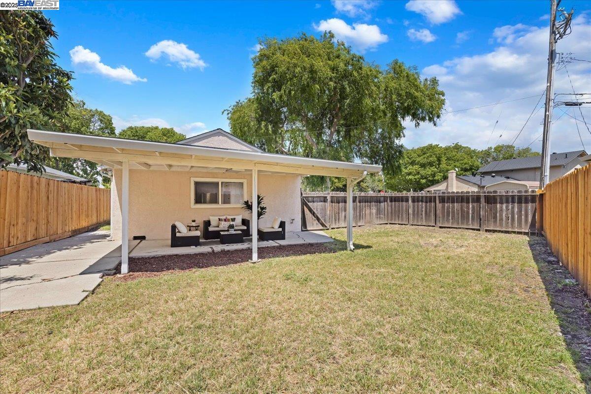 Detail Gallery Image 20 of 24 For 1011 Adason Dr, San Leandro,  CA 94578 - 2 Beds | 1/1 Baths