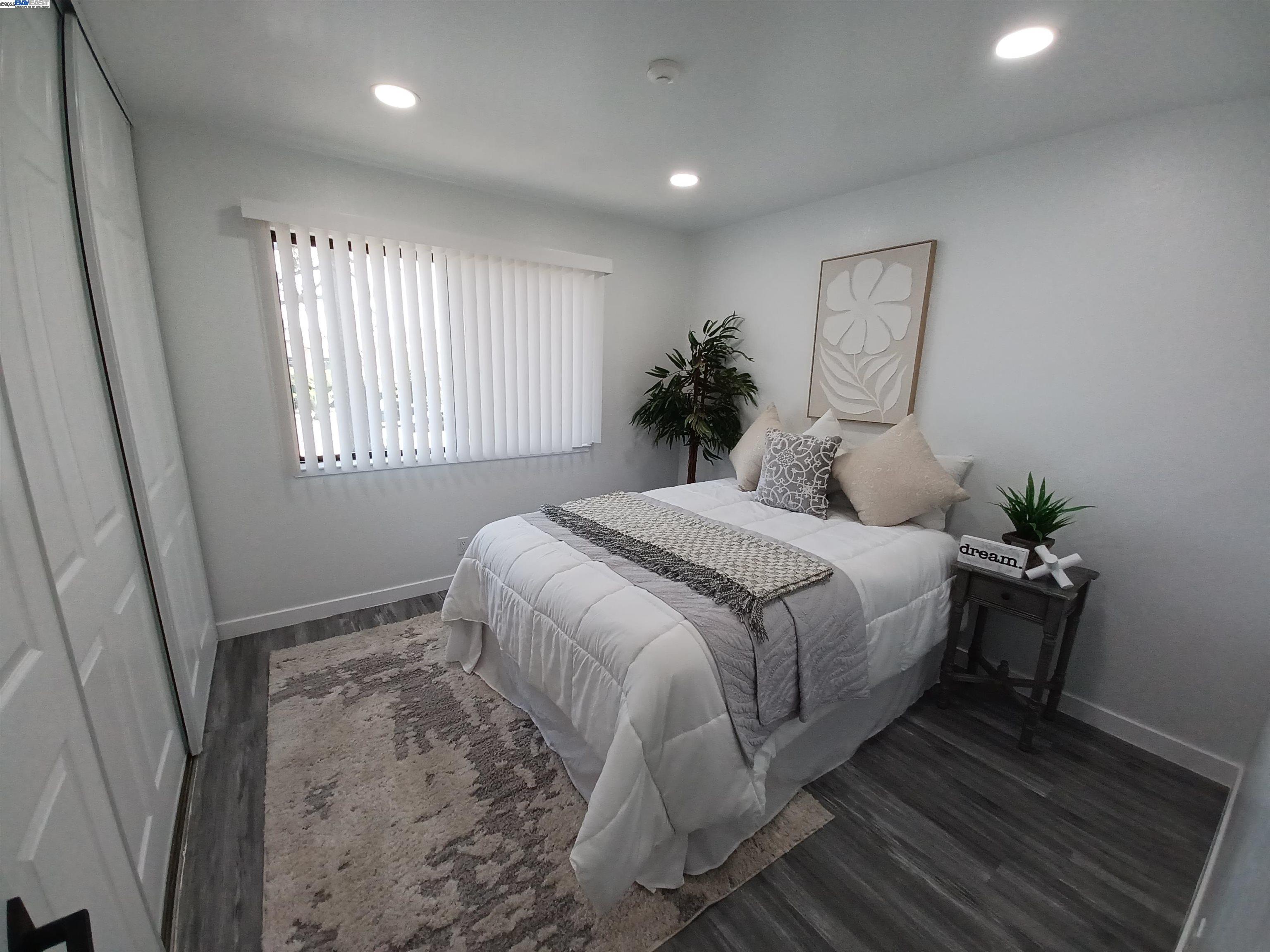 Photo #10: 41097126 Listing: Photo #10