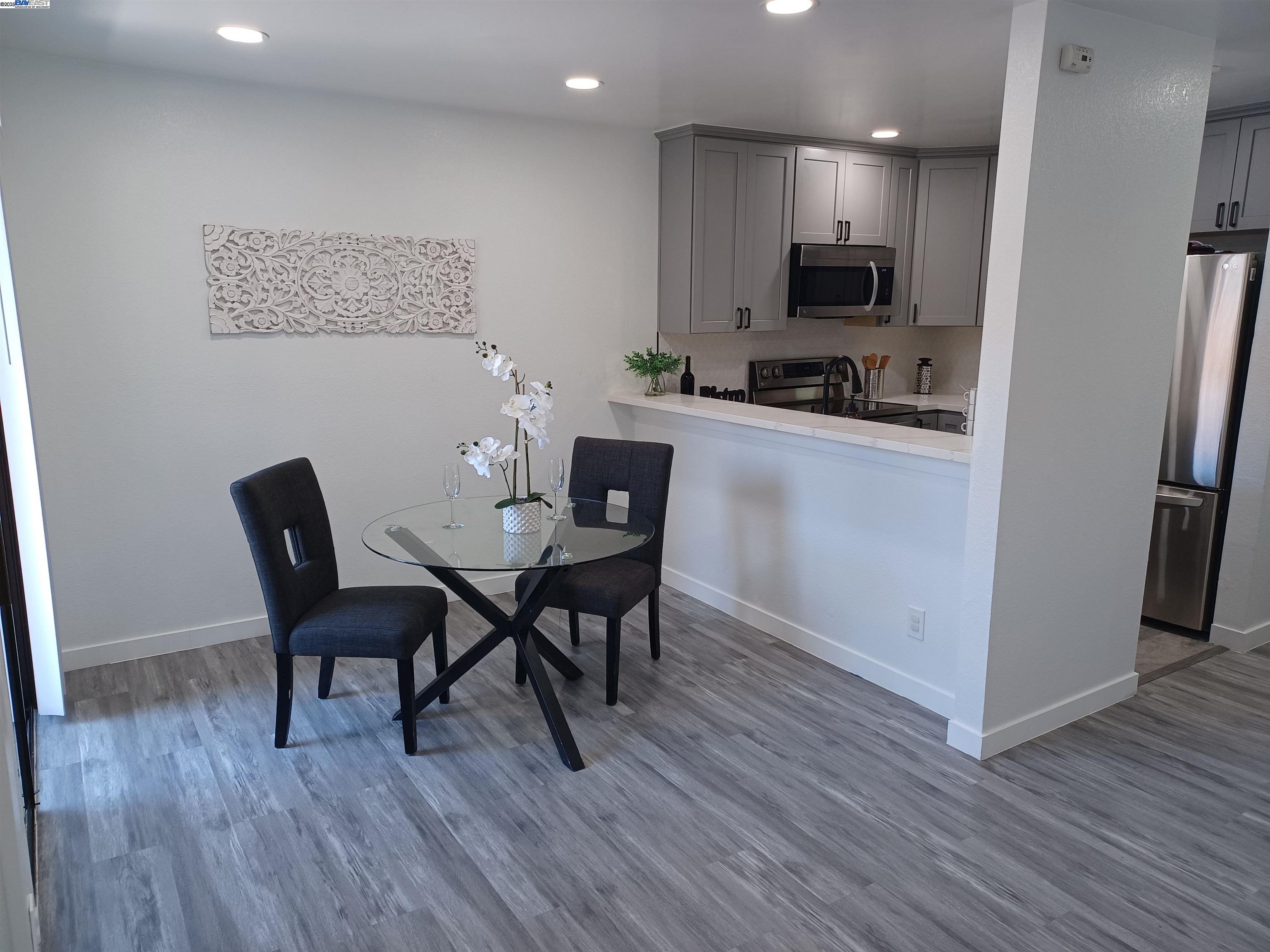 Photo #4: 41097126 Listing 
