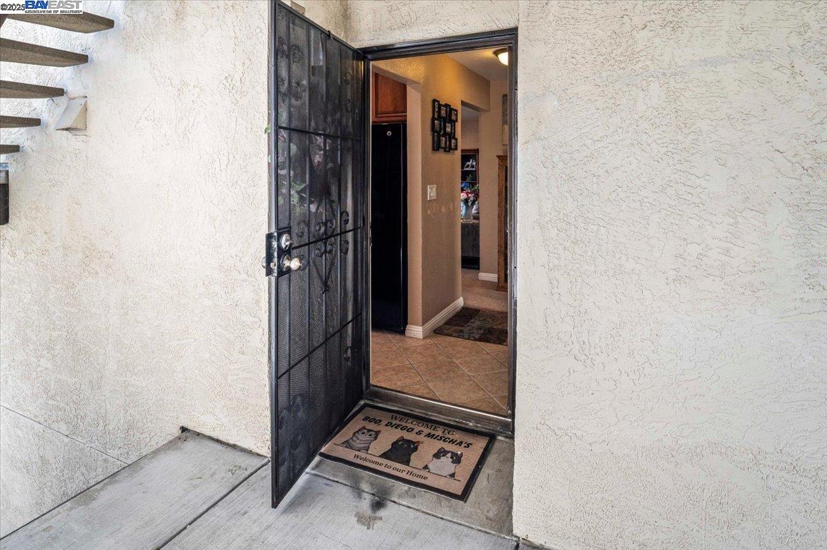 Detail Gallery Image 19 of 22 For 21117 Gary Dr #206,  Hayward,  CA 94546 - 1 Beds | 1 Baths