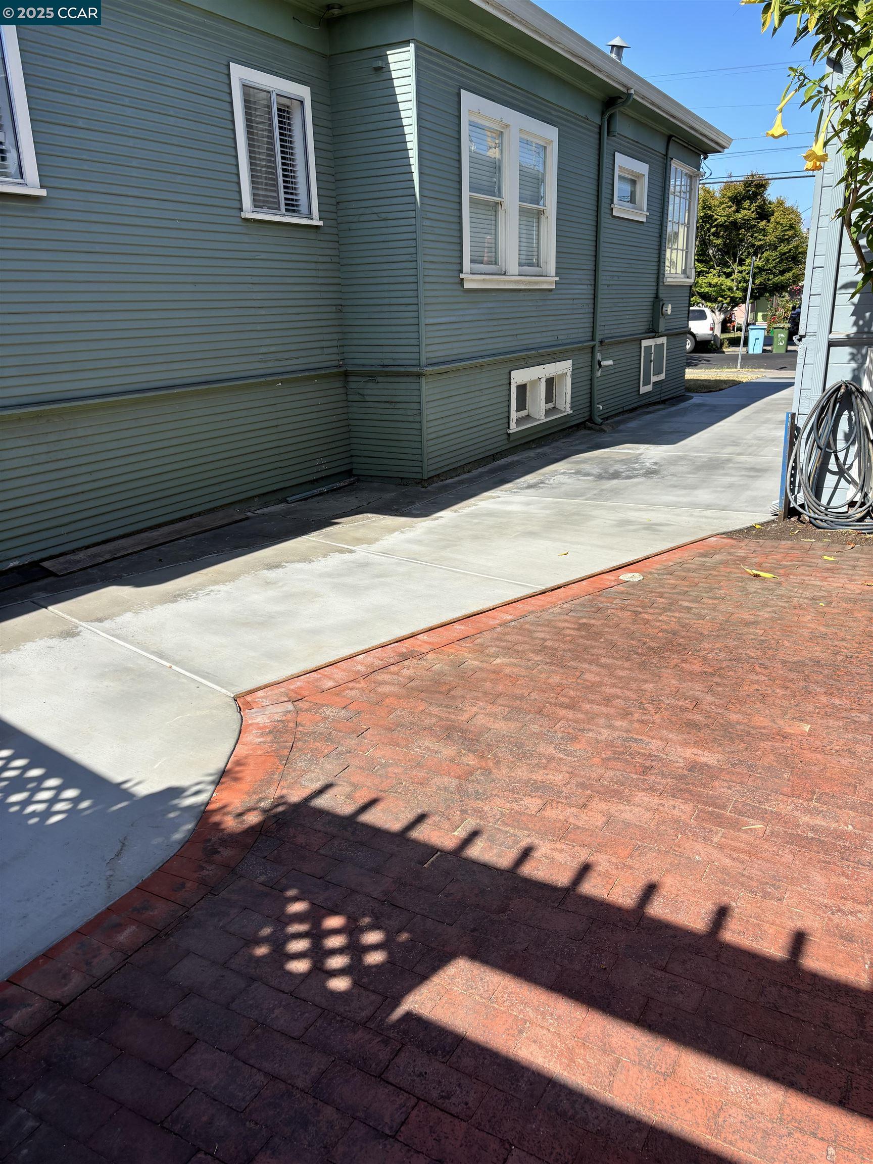 Detail Gallery Image 54 of 60 For 2315 Acton St, Berkeley,  CA 94702 - 2 Beds | 1 Baths