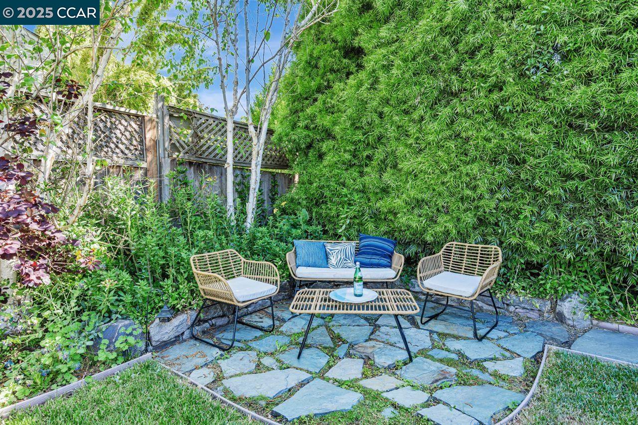 Detail Gallery Image 57 of 57 For 2315 Acton St, Berkeley,  CA 94702 - 2 Beds | 1 Baths