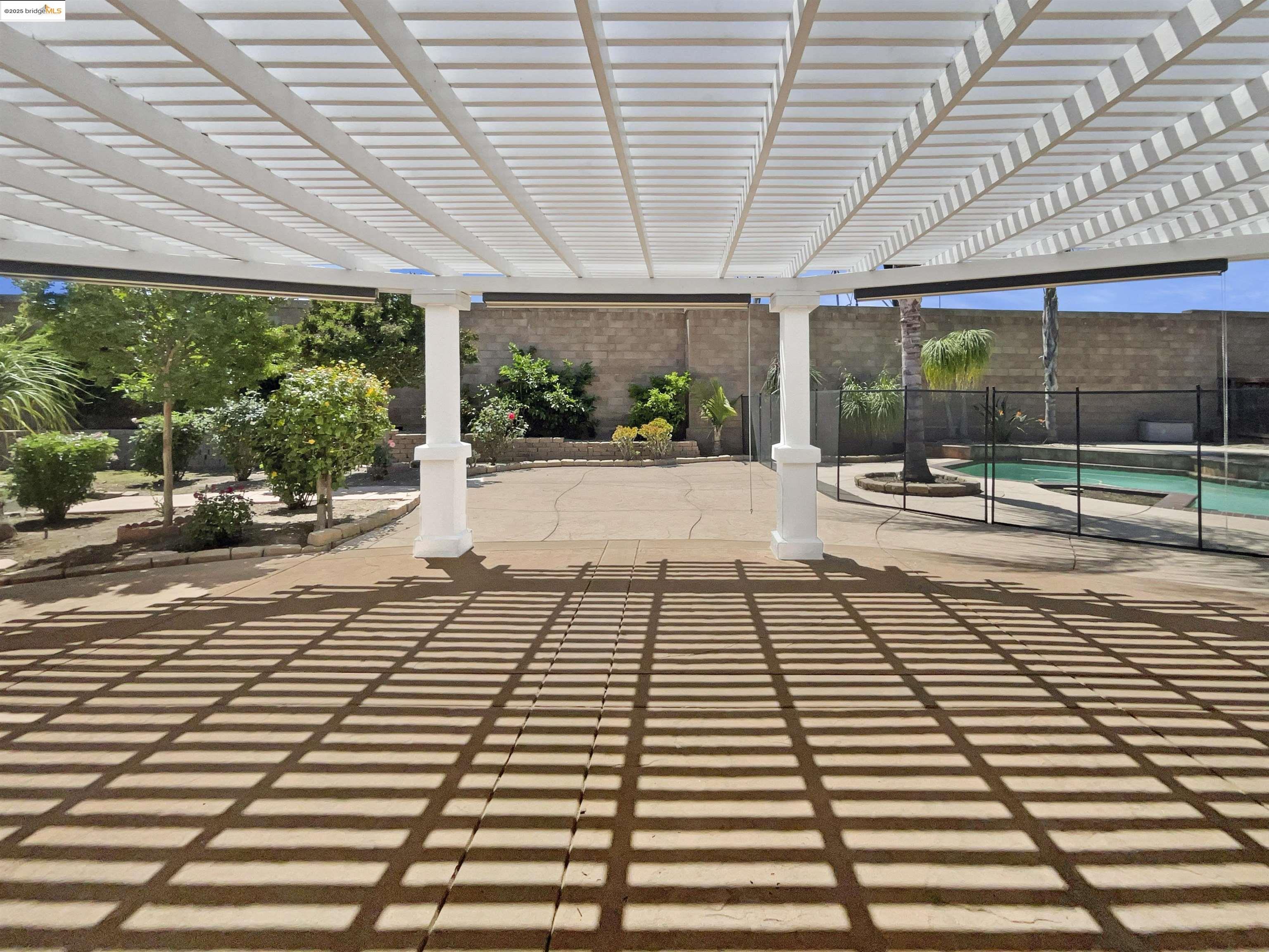 Detail Gallery Image 8 of 30 For 1127 Santa Margherita Way, Brentwood,  CA 94513 - 4 Beds | 2/1 Baths