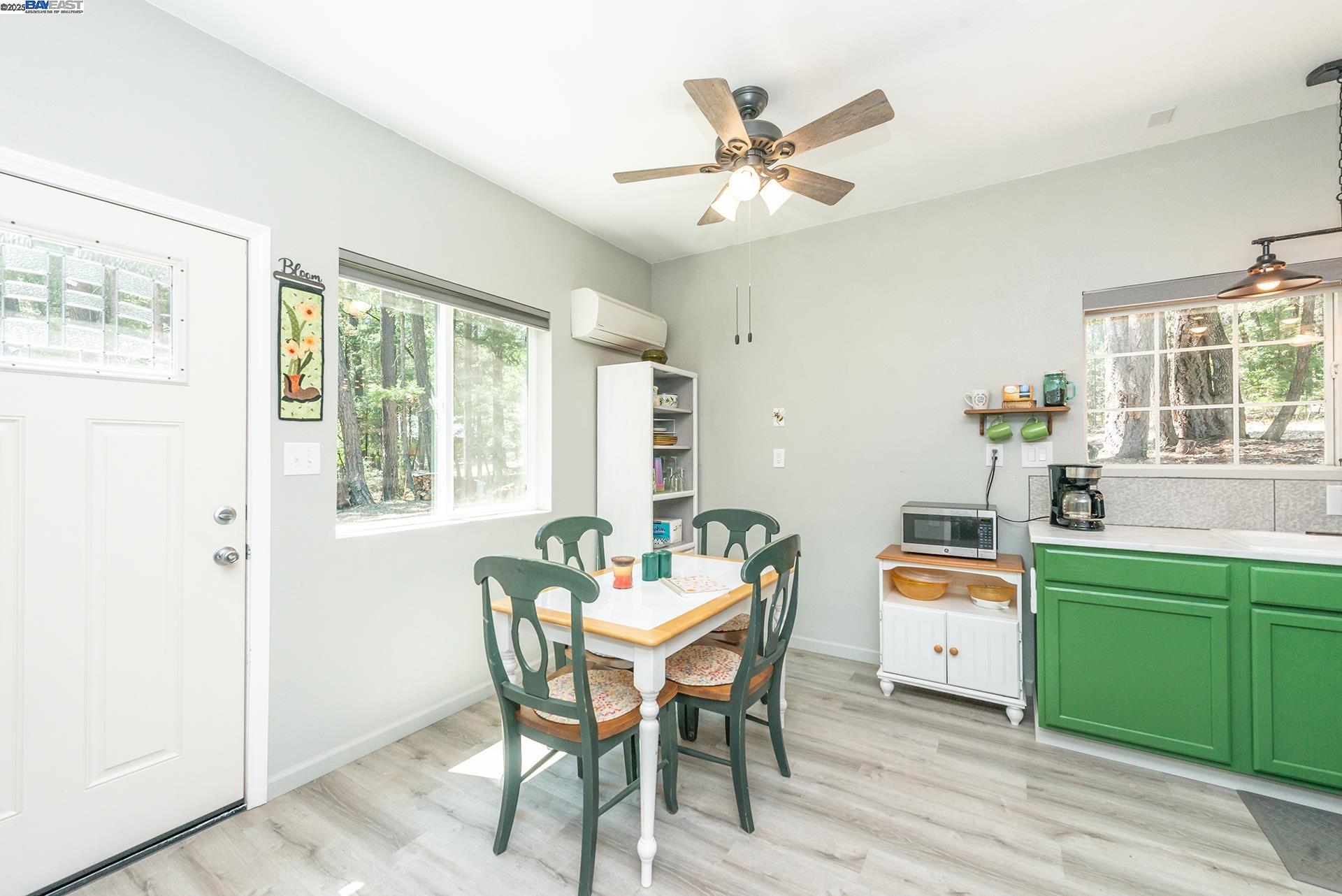 Detail Gallery Image 13 of 36 For 1371 Eagle Creek Loop Rd, –,  CA 96091 - 3 Beds | 2 Baths