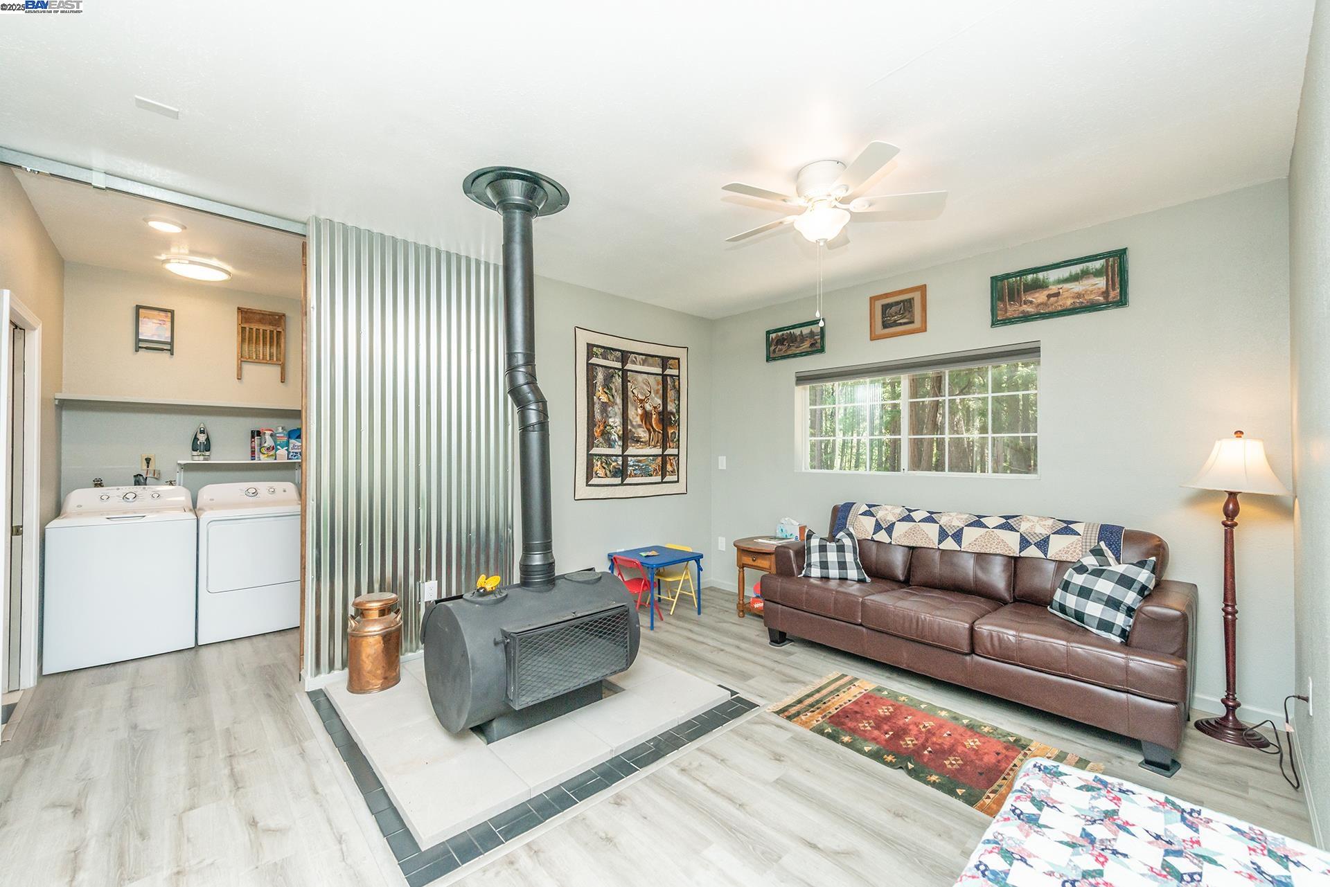 Detail Gallery Image 7 of 36 For 1371 Eagle Creek Loop Rd, –,  CA 96091 - 3 Beds | 2 Baths
