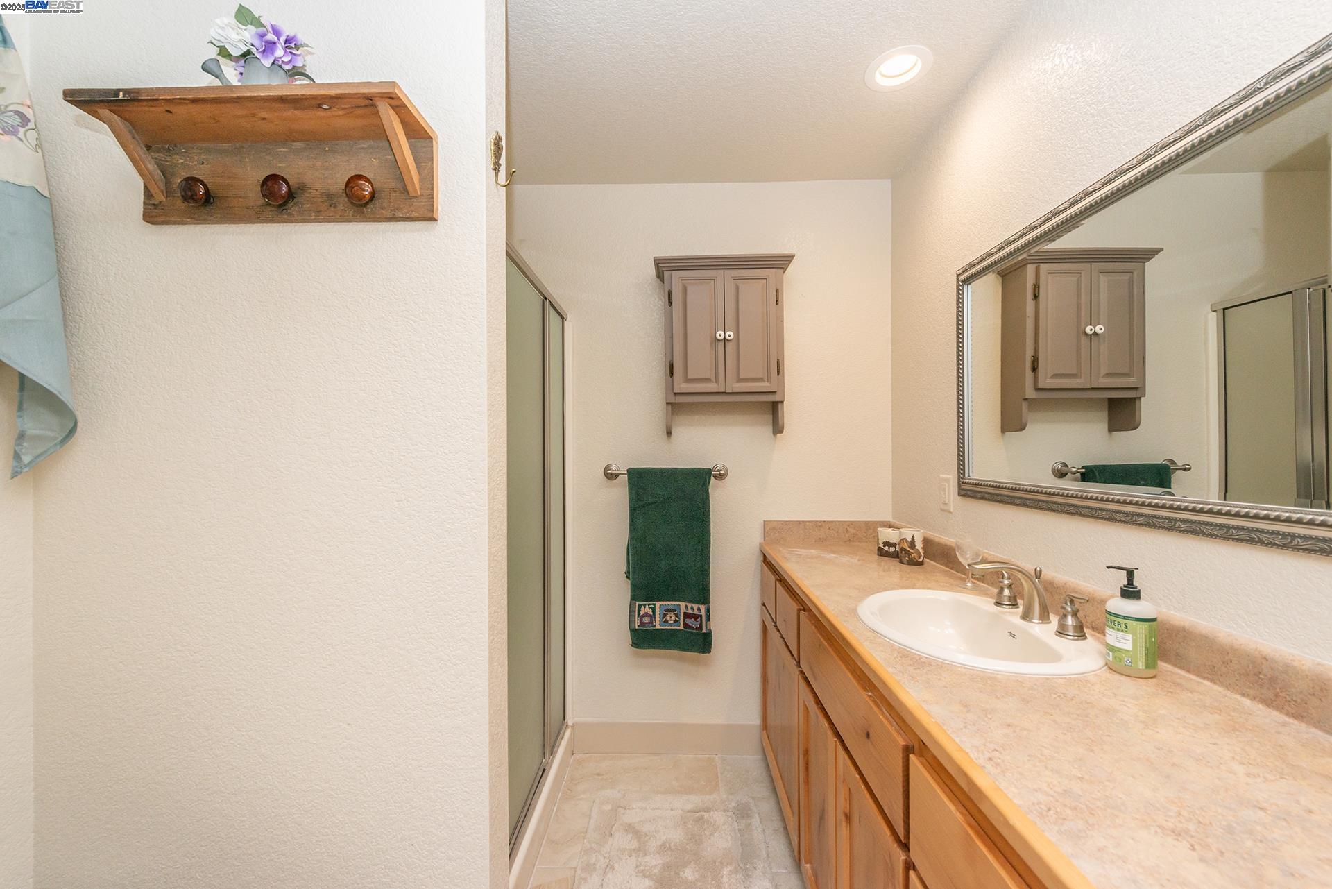 Detail Gallery Image 12 of 48 For 851 Mountain Aire Lane, Trinity Center,  CA 96091 - 4 Beds | 3 Baths