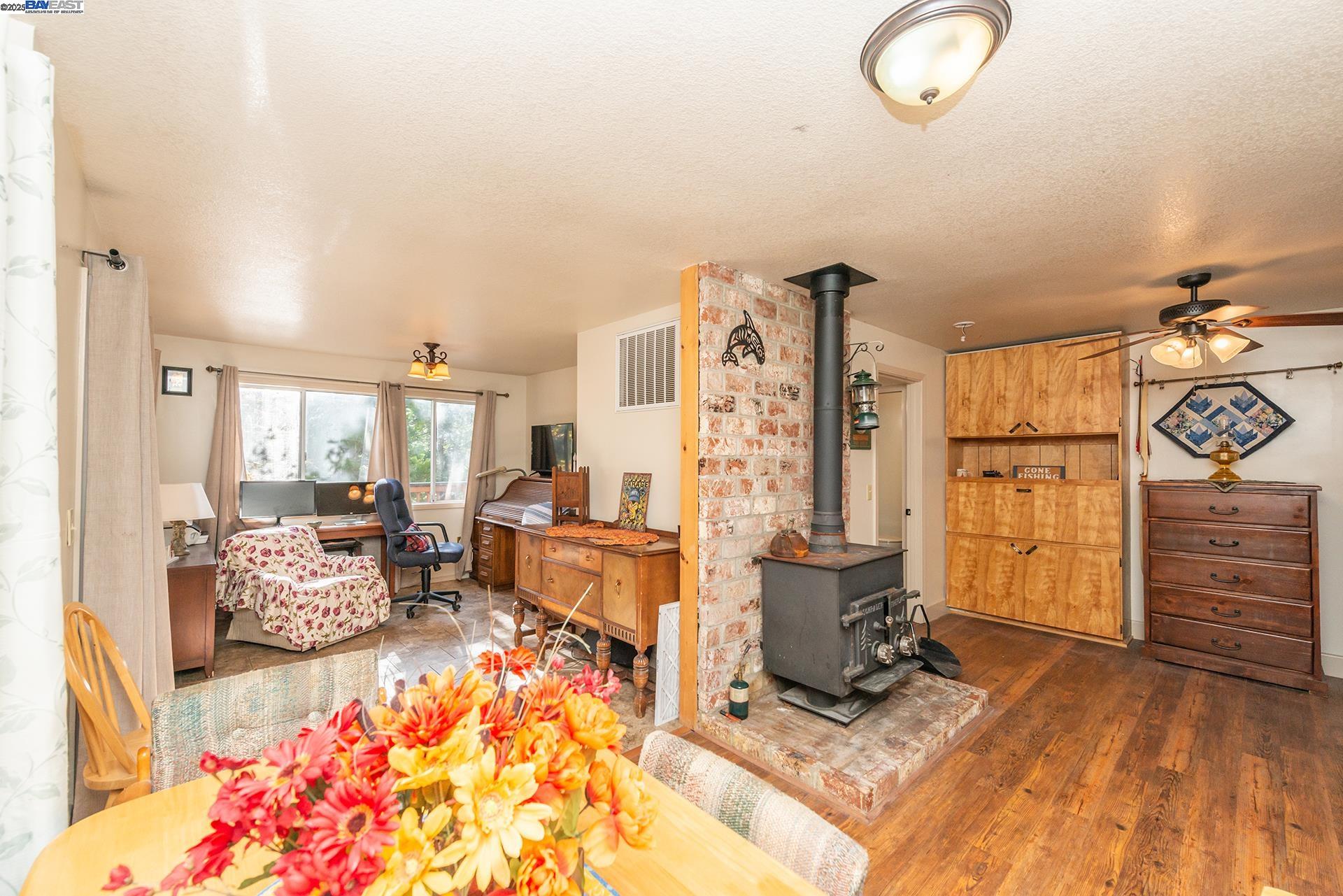 Detail Gallery Image 37 of 48 For 851 Mountain Aire Lane, Trinity Center,  CA 96091 - 4 Beds | 3 Baths