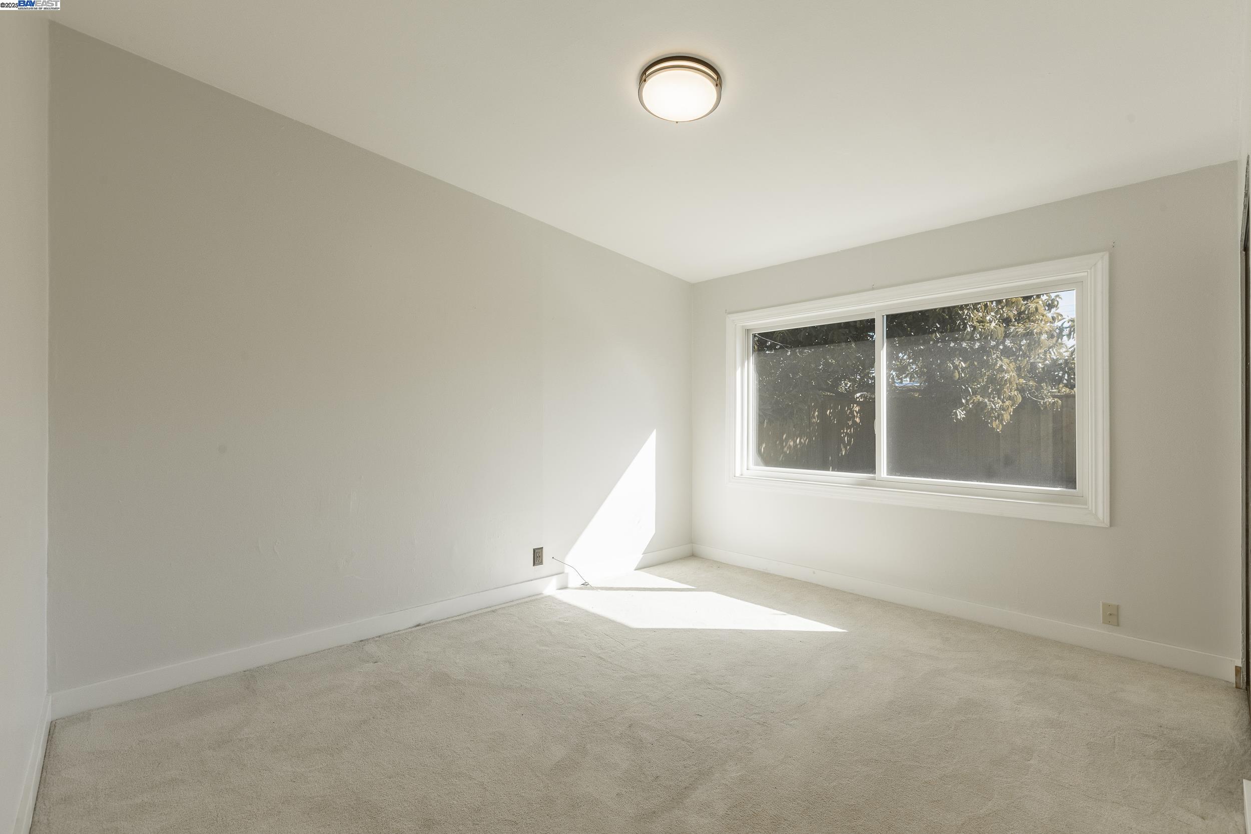 Detail Gallery Image 13 of 29 For 2720 Fordham St, East Palo Alto,  CA 94303 - 3 Beds | 1 Baths