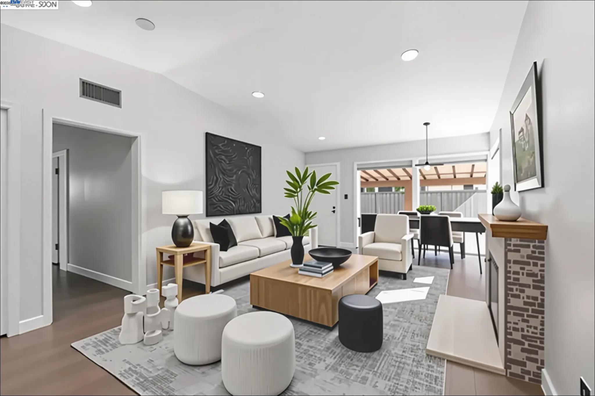Detail Gallery Image 3 of 16 For 2720 Fordham St, East Palo Alto,  CA 94303 - 3 Beds | 1 Baths