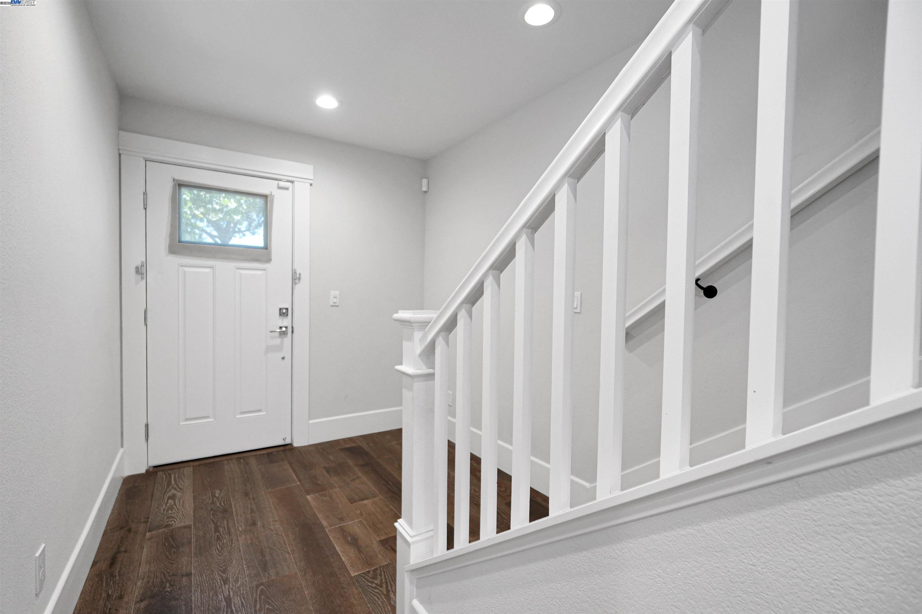 Detail Gallery Image 15 of 44 For 184 Stevenson Blvd, Fremont,  CA 94539 - 4 Beds | 3/1 Baths