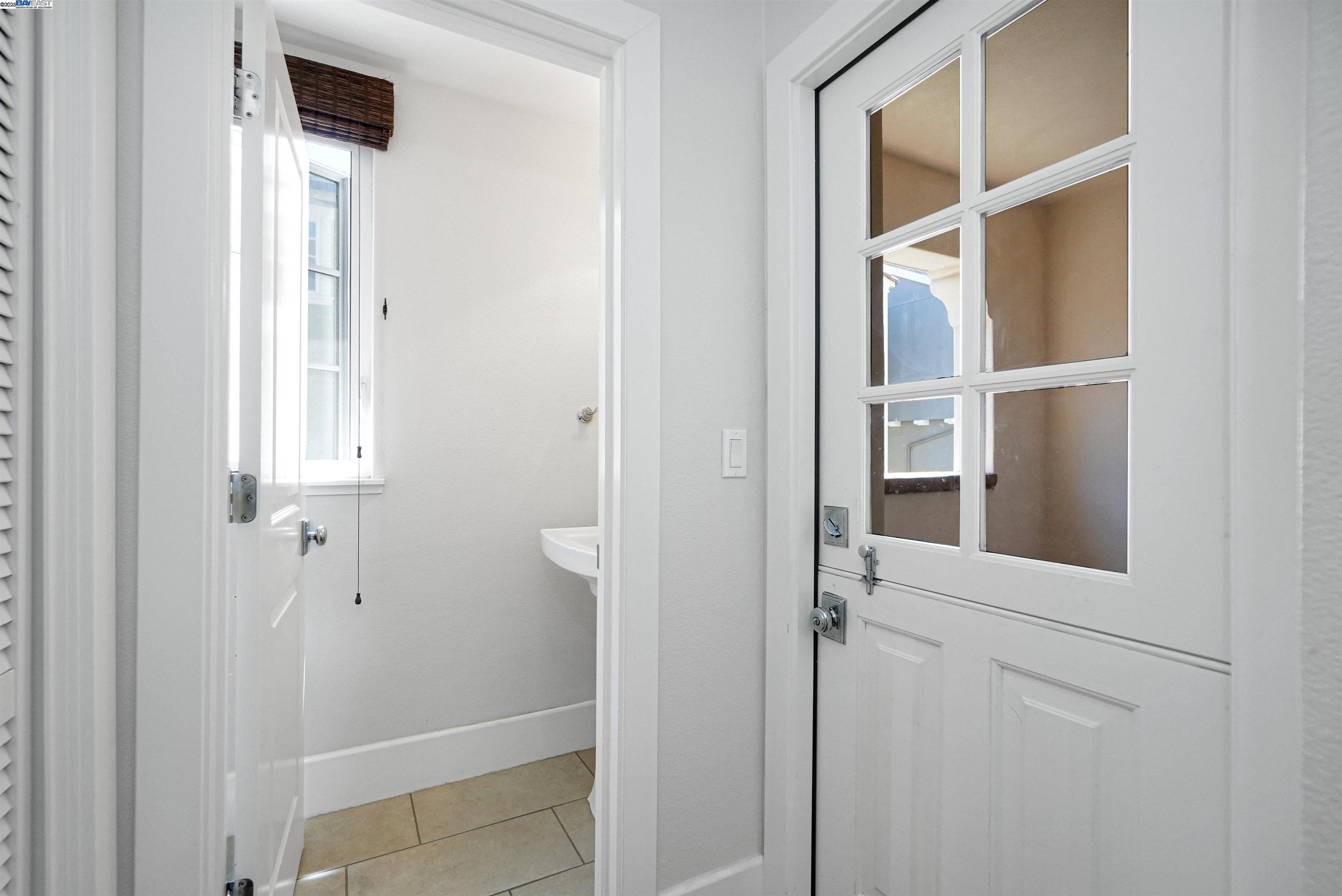 Detail Gallery Image 20 of 44 For 184 Stevenson Blvd, Fremont,  CA 94539 - 4 Beds | 3/1 Baths