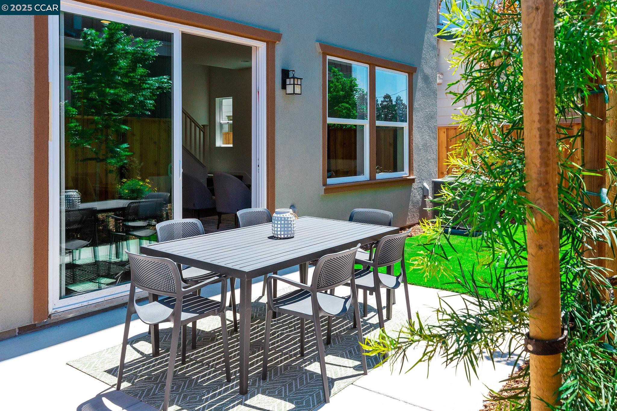 Detail Gallery Image 27 of 37 For 53 Riverbend Lane, Petaluma,  CA 94952 - 4 Beds | 3/1 Baths