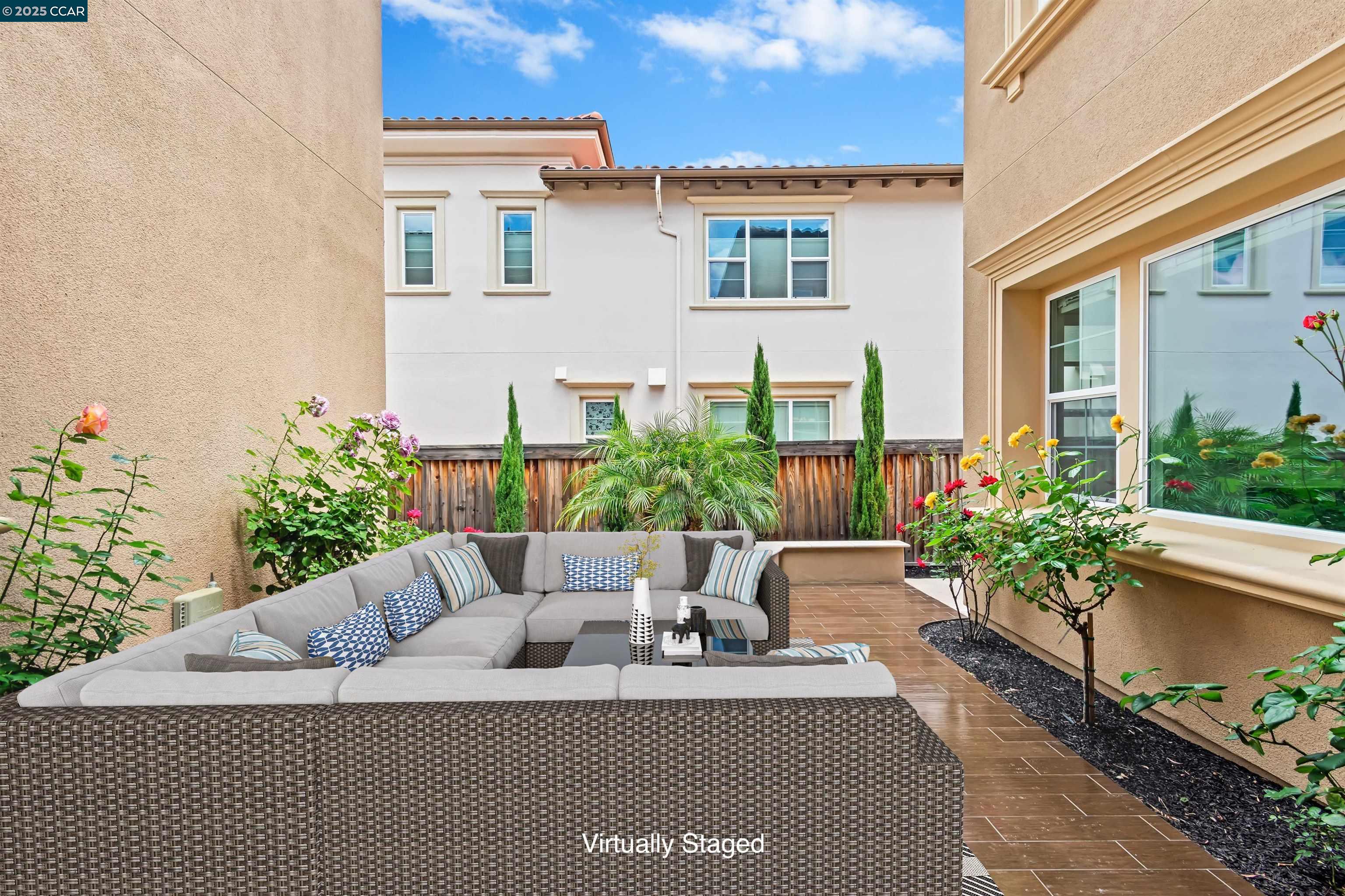 Detail Gallery Image 13 of 60 For 19 Baltana Place, Danville,  CA 94506 - 5 Beds | 5/1 Baths