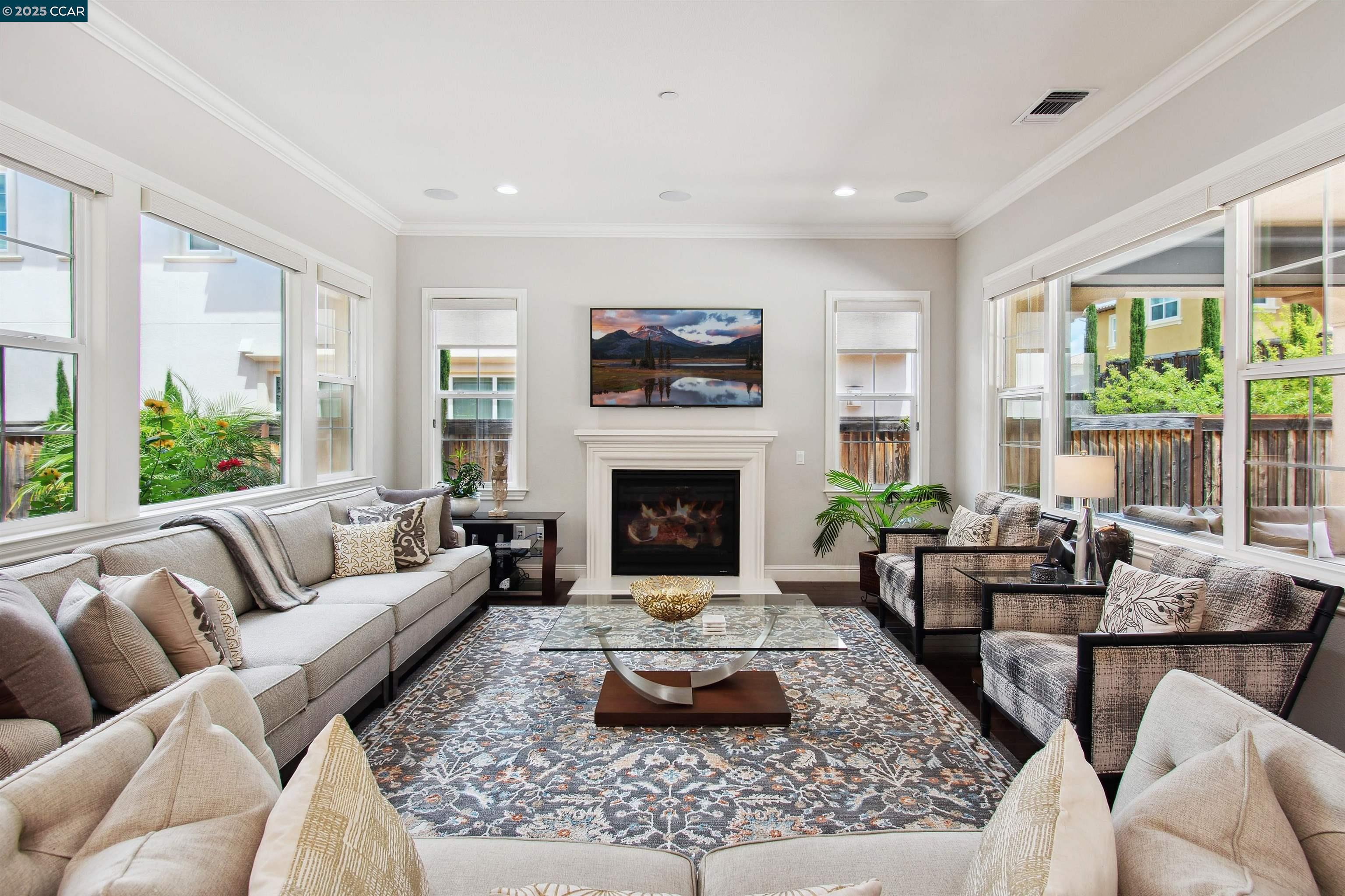Detail Gallery Image 19 of 60 For 19 Baltana Place, Danville,  CA 94506 - 5 Beds | 5/1 Baths