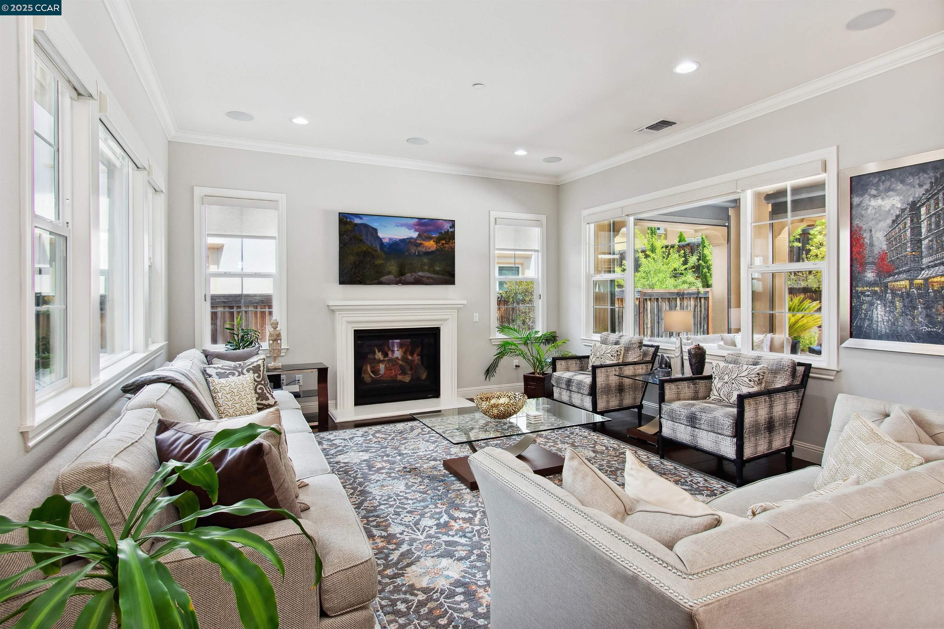 Detail Gallery Image 20 of 60 For 19 Baltana Place, Danville,  CA 94506 - 5 Beds | 5/1 Baths
