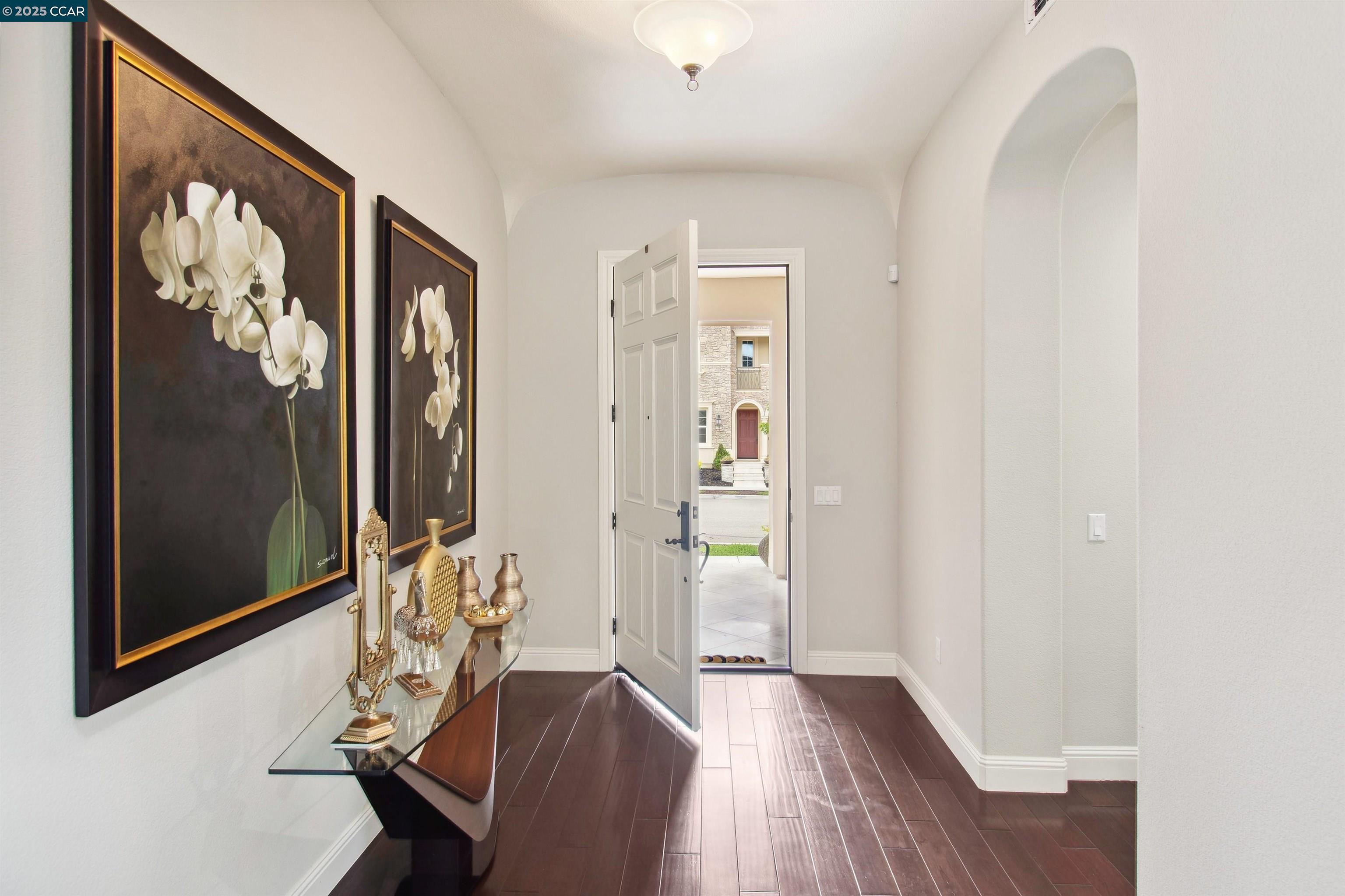 Detail Gallery Image 8 of 60 For 19 Baltana Place, Danville,  CA 94506 - 5 Beds | 5/1 Baths