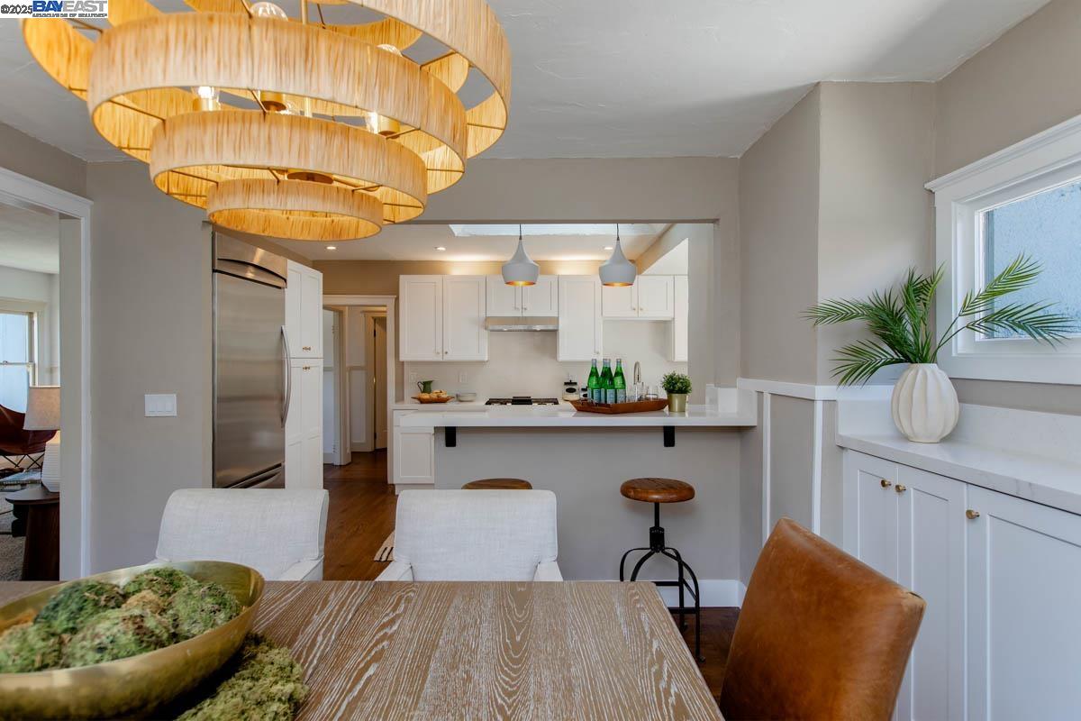 Detail Gallery Image 12 of 40 For 3281 Sterling Ave, Alameda,  CA 94501 - 3 Beds | 1/1 Baths