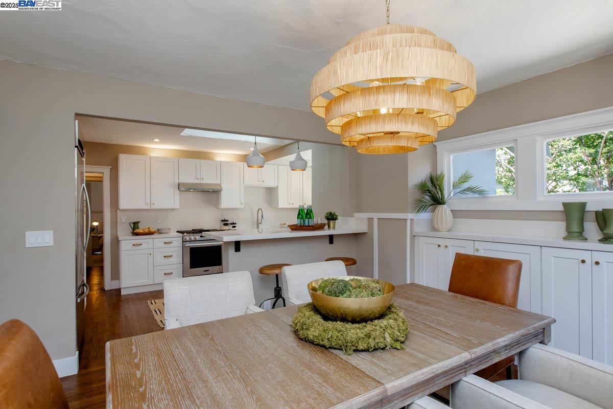 Detail Gallery Image 13 of 40 For 3281 Sterling Ave, Alameda,  CA 94501 - 3 Beds | 1/1 Baths