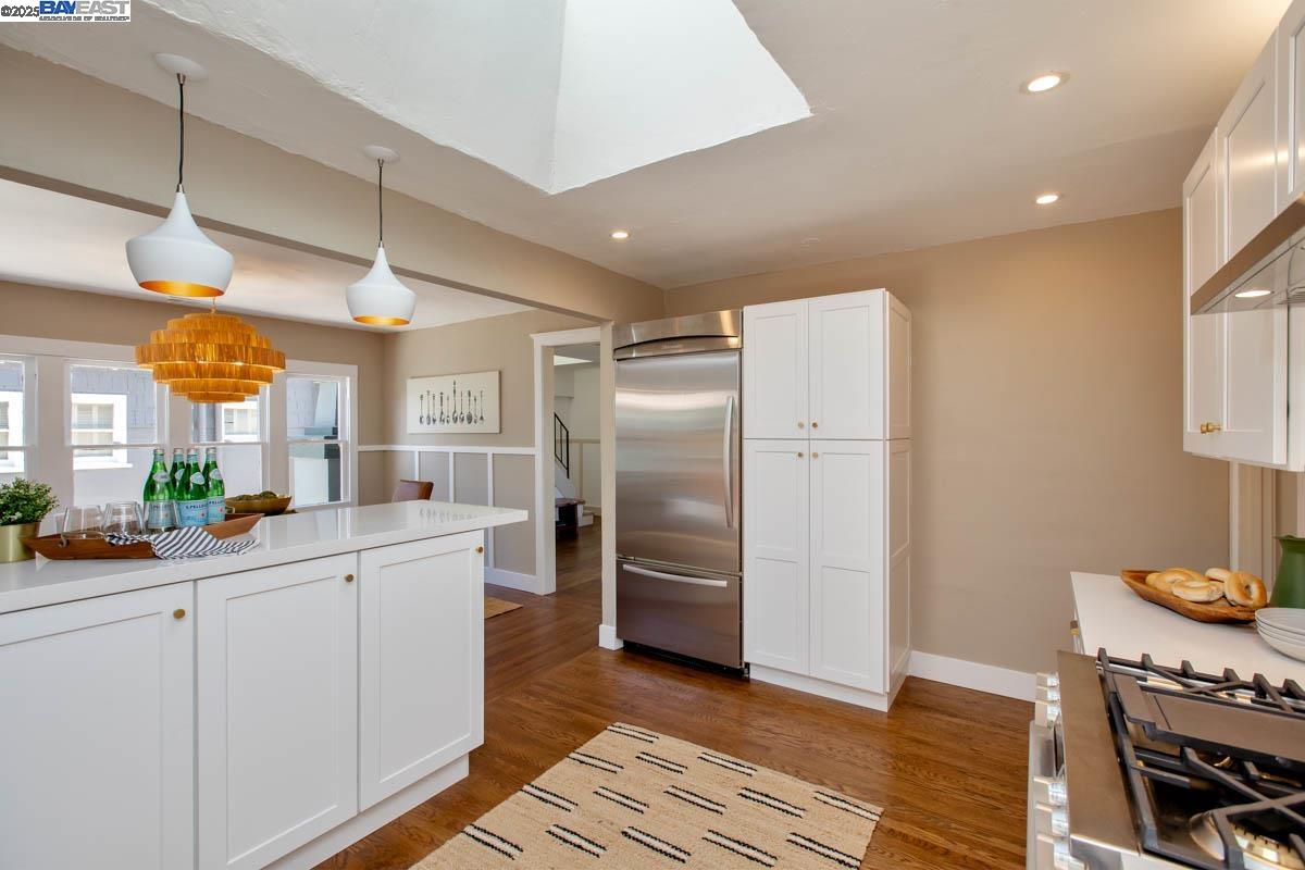 Detail Gallery Image 18 of 40 For 3281 Sterling Ave, Alameda,  CA 94501 - 3 Beds | 1/1 Baths