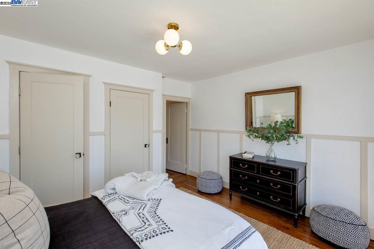 Detail Gallery Image 23 of 40 For 3281 Sterling Ave, Alameda,  CA 94501 - 3 Beds | 1/1 Baths
