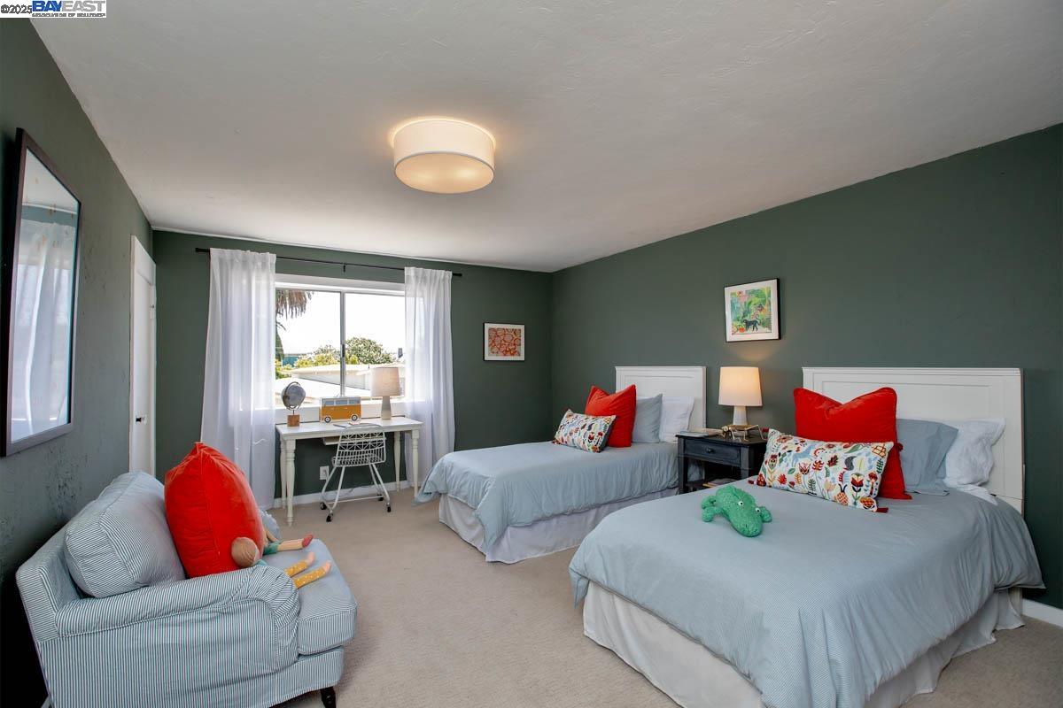 Detail Gallery Image 29 of 40 For 3281 Sterling Ave, Alameda,  CA 94501 - 3 Beds | 1/1 Baths
